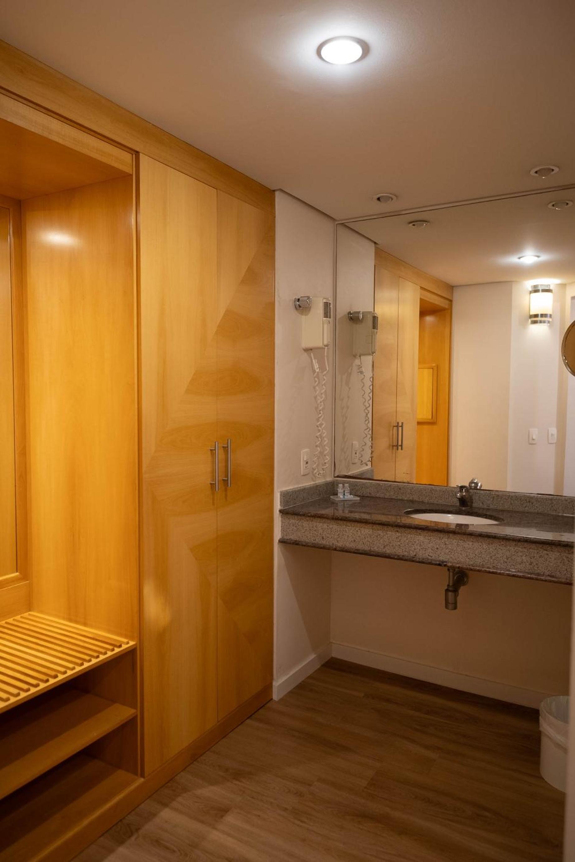 Superior Twin Room photo 2