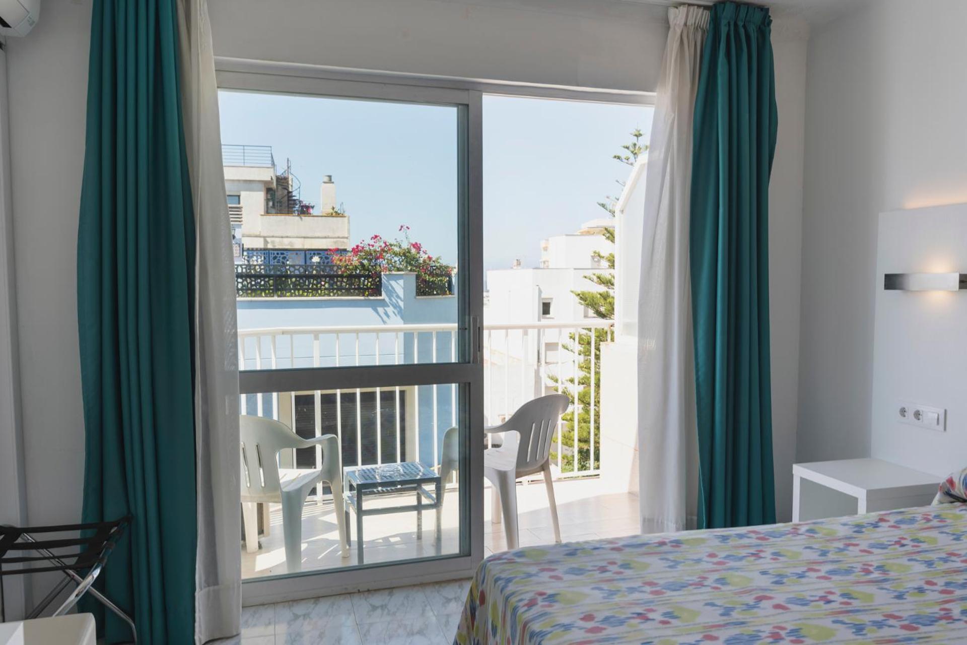 Double Room with Terrace - Photo 1