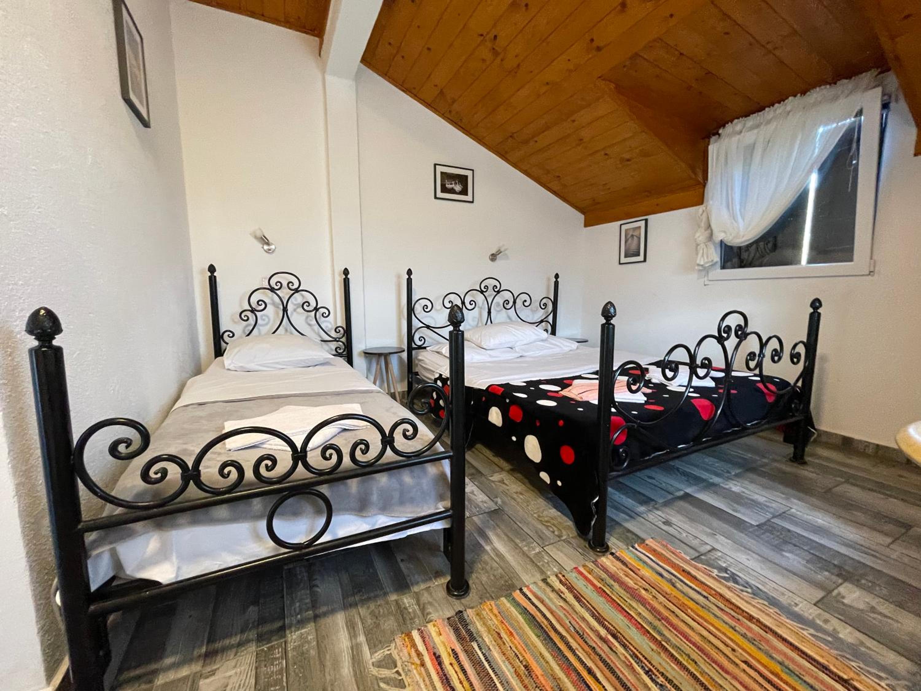 Triple Room With Lake View photo 2