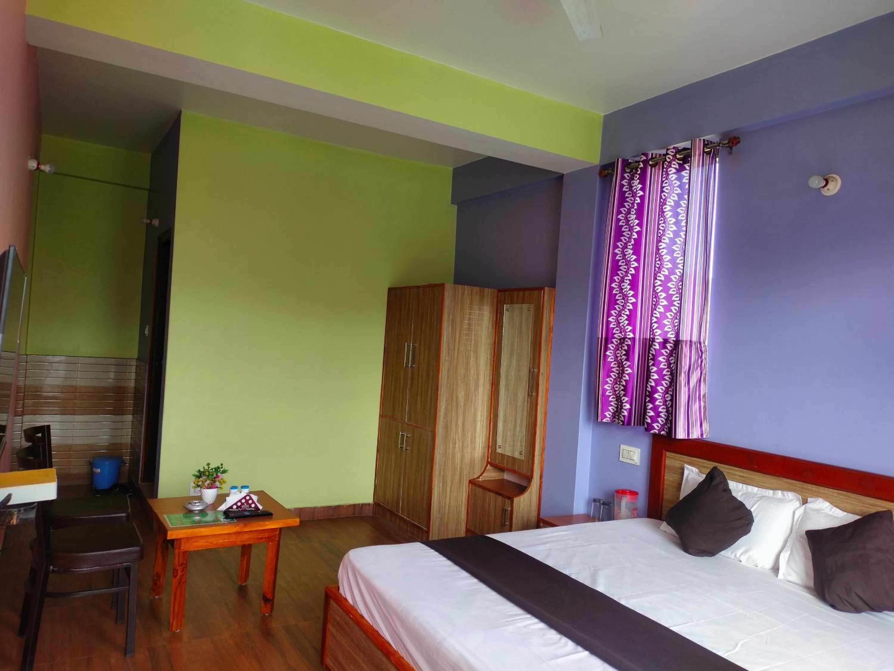 King Room with Balcony photo 3