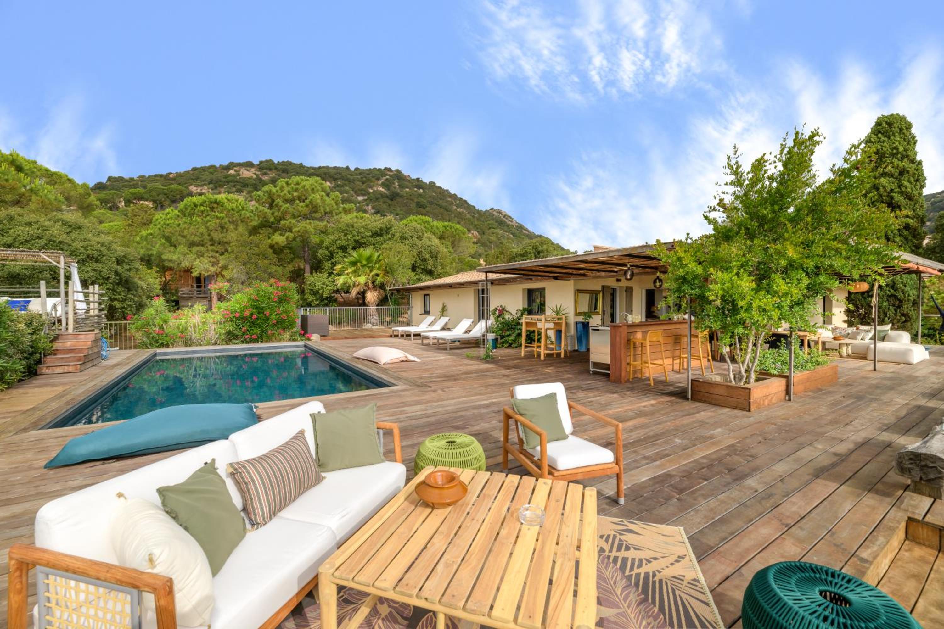 Villa With Private Pool photo 3