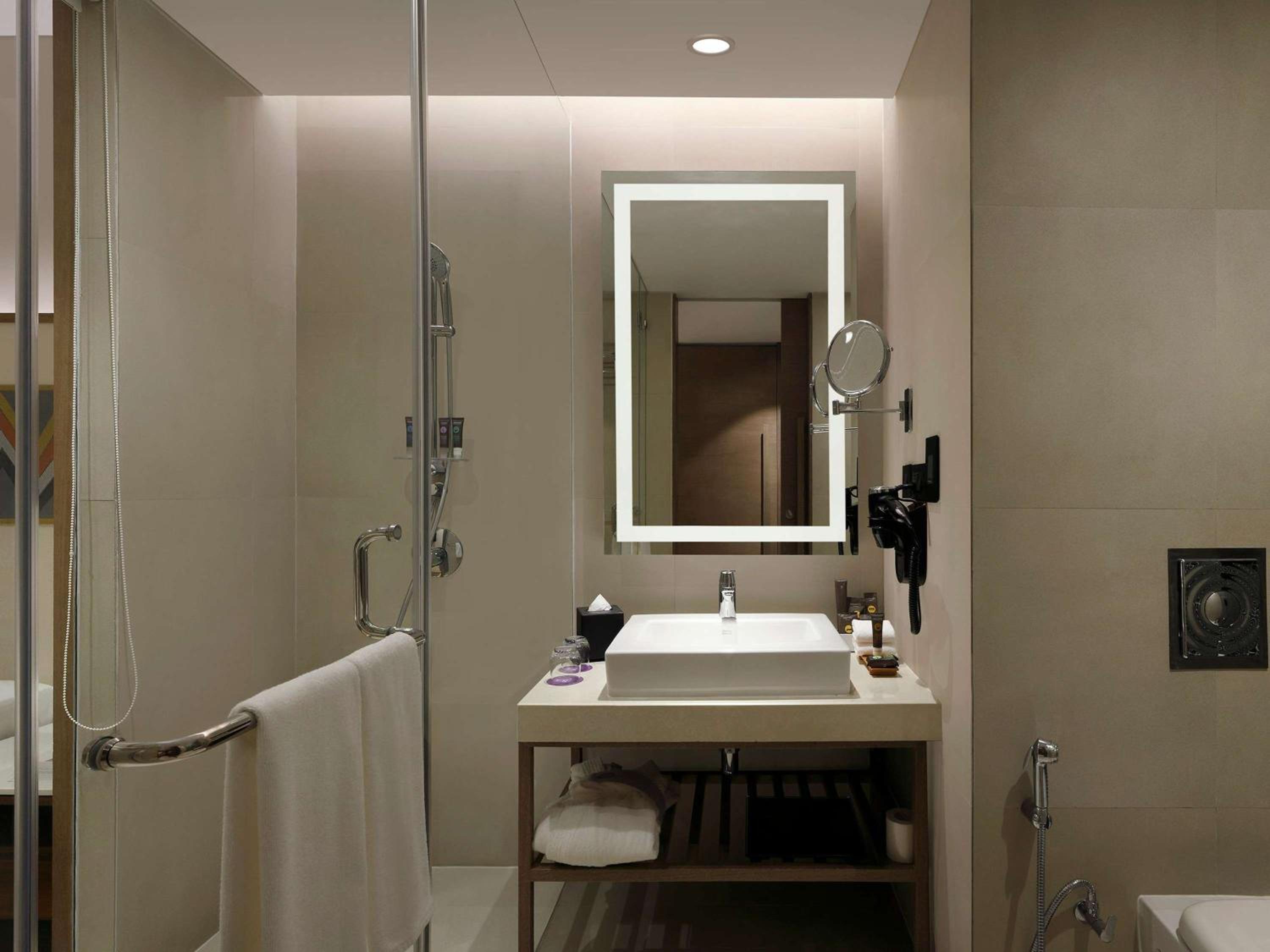 Executive King Room with City View