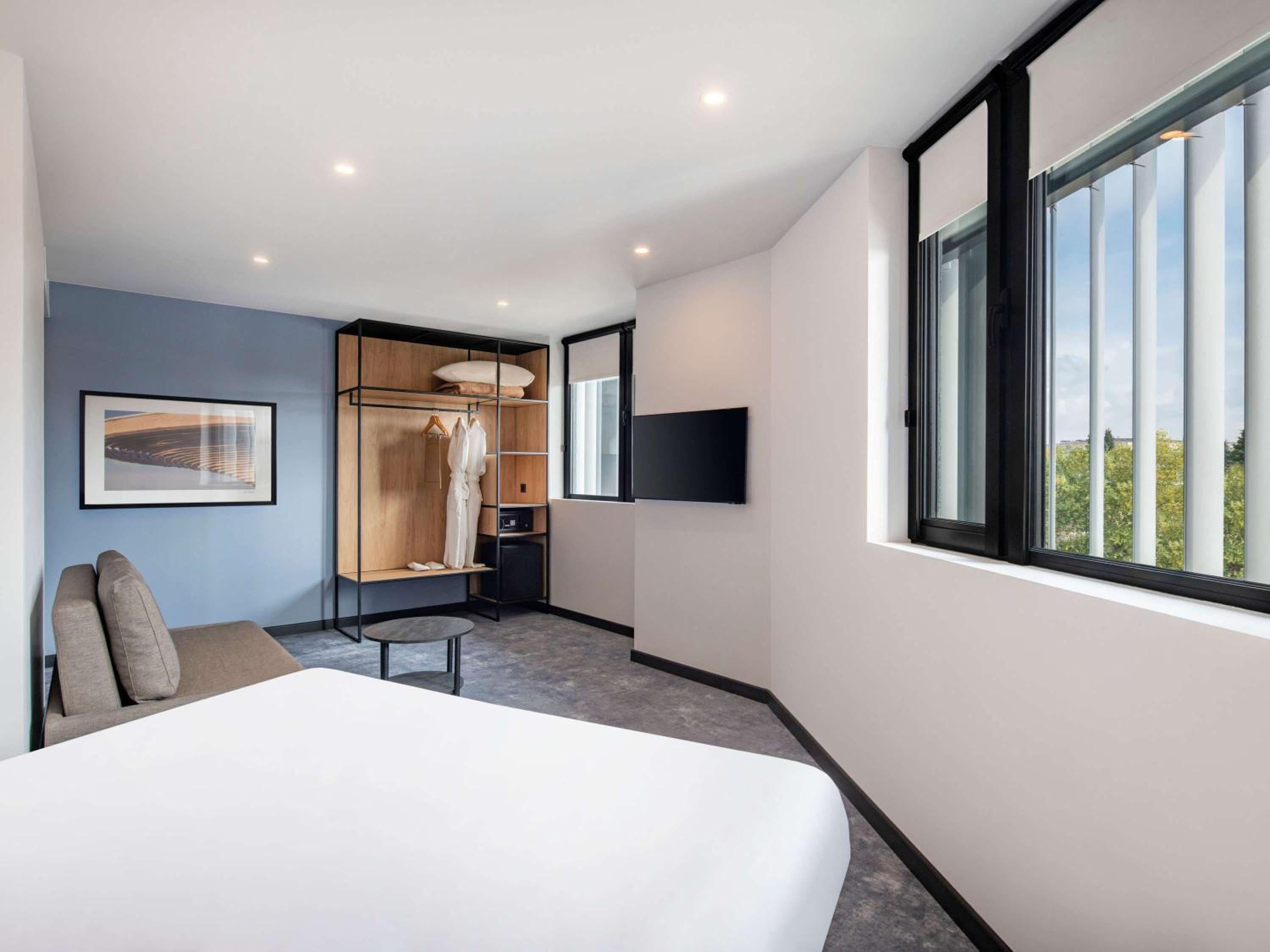 Premium Double Room with Sofa photo 2