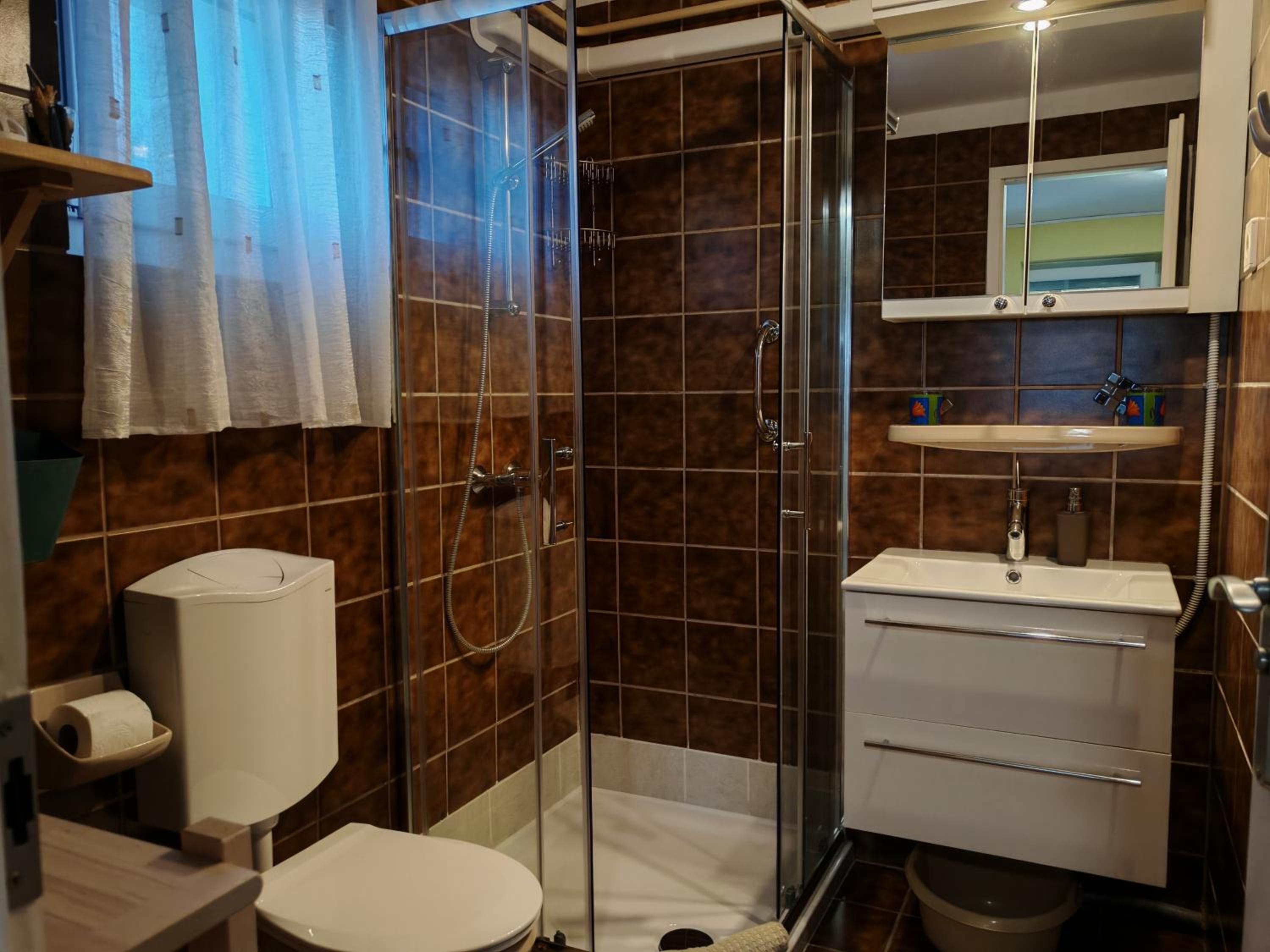 Studio Apartment photo 1