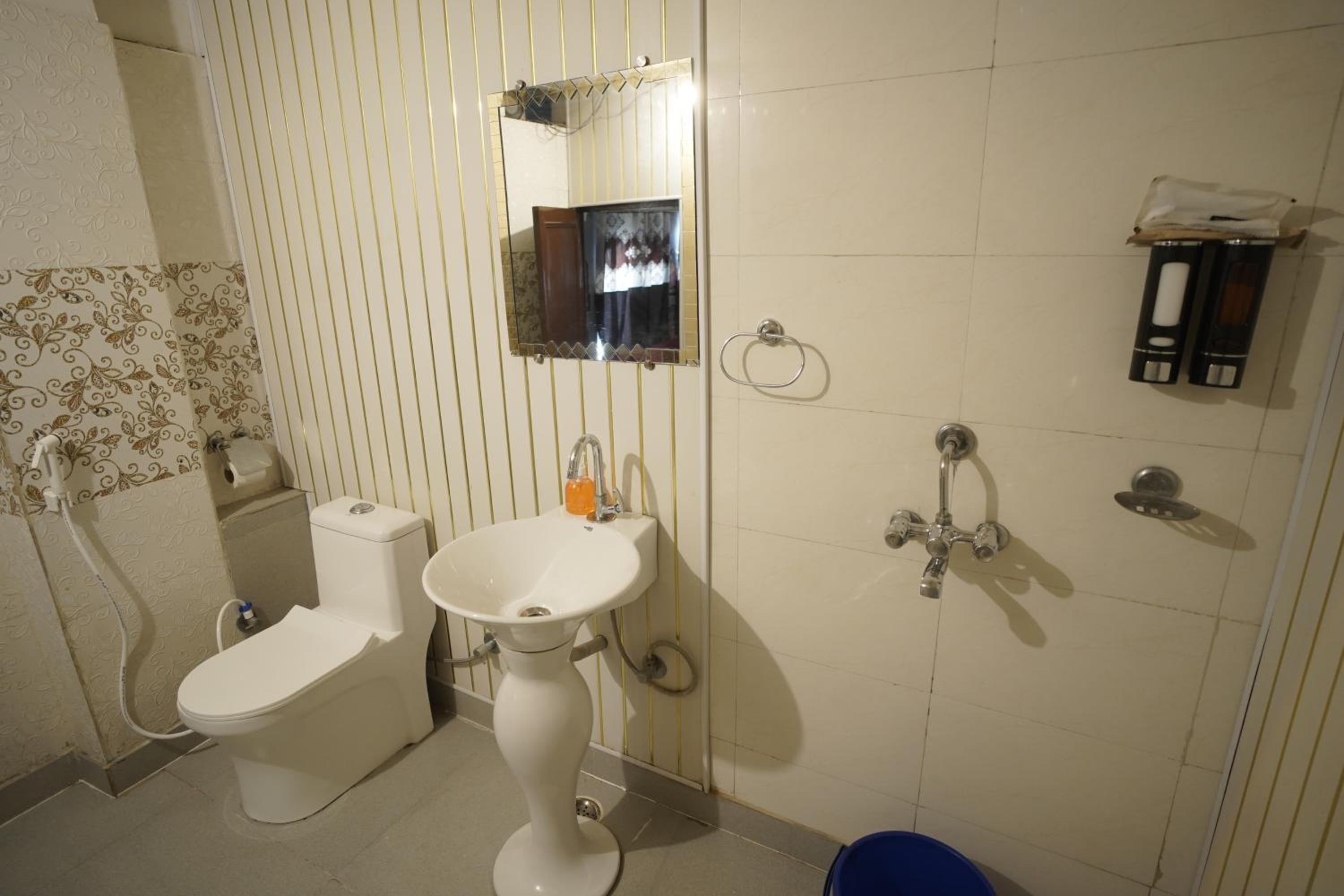 Superior Double Room - Photo 2