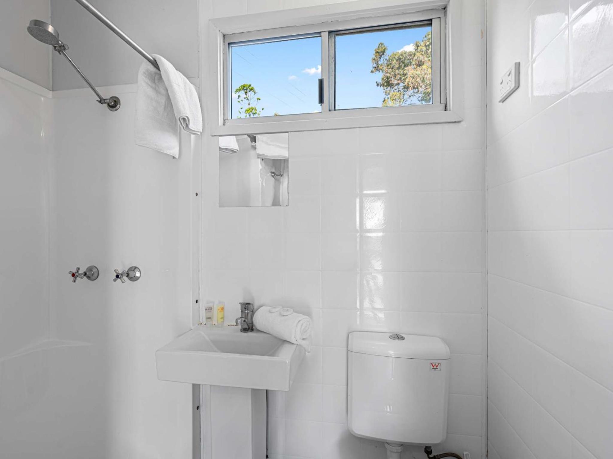 Standard Cabin - Pet Friendly photo 3