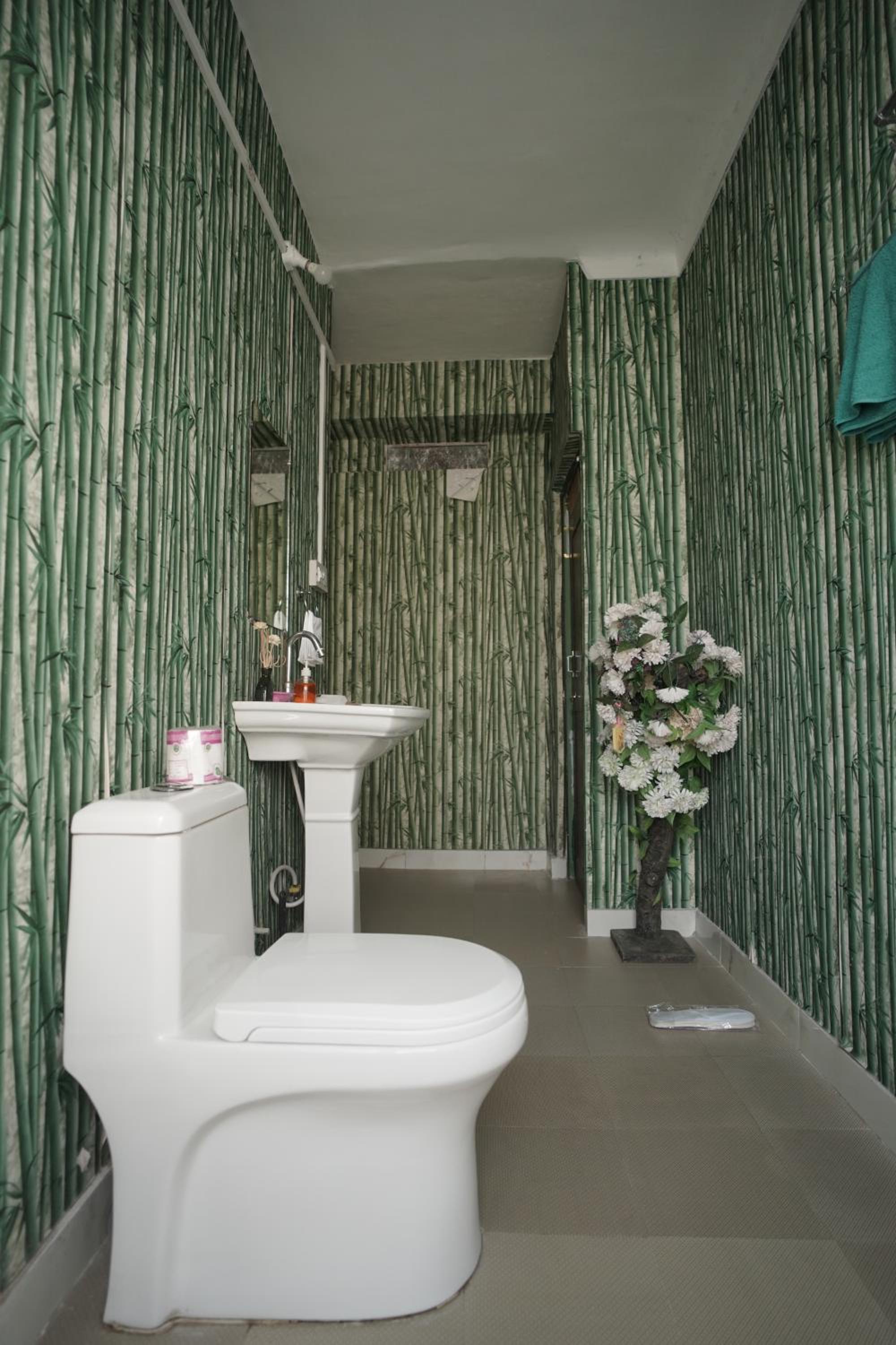 Suite - Photo 20