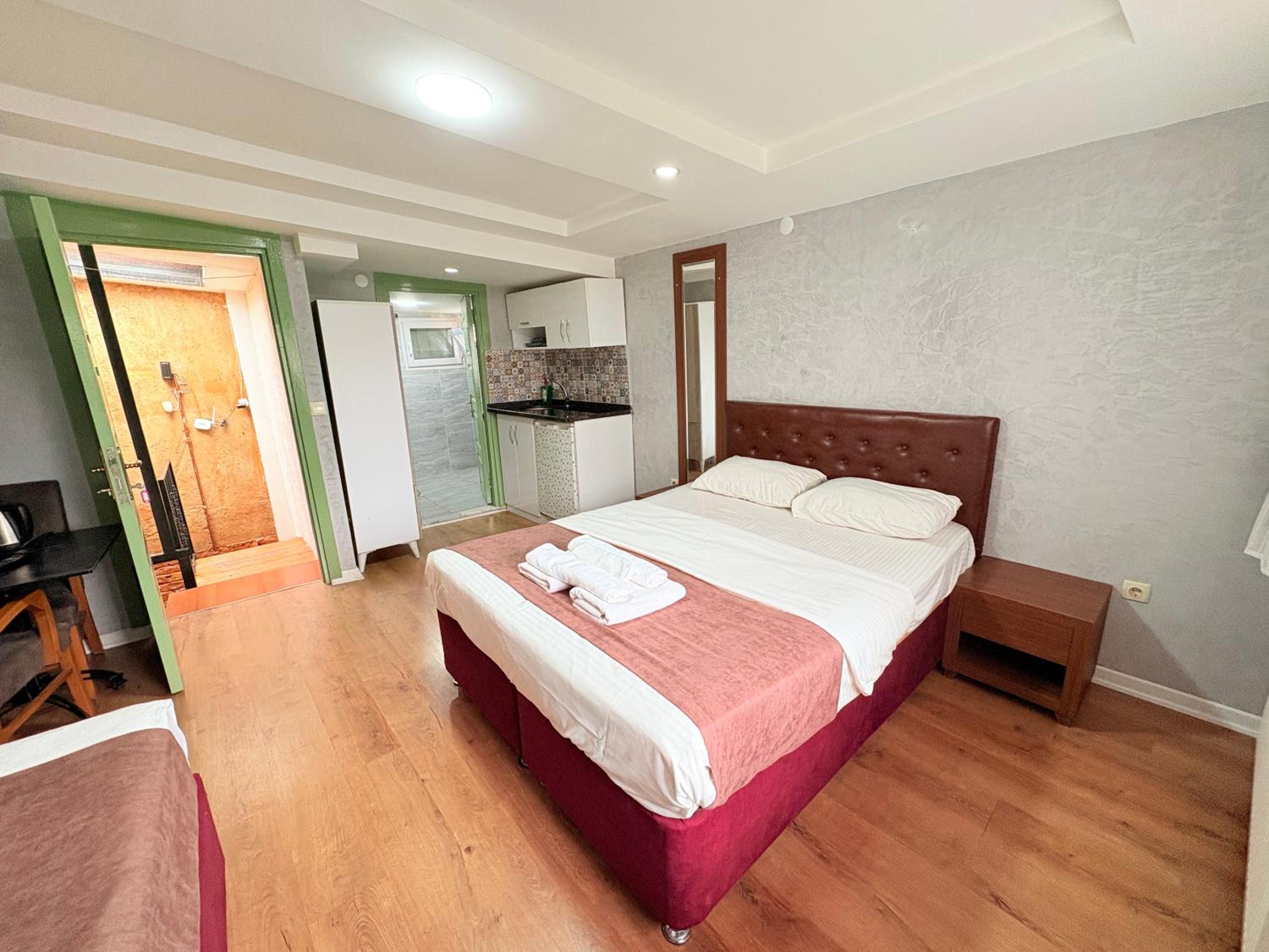 Apartment with Terrace photo 2