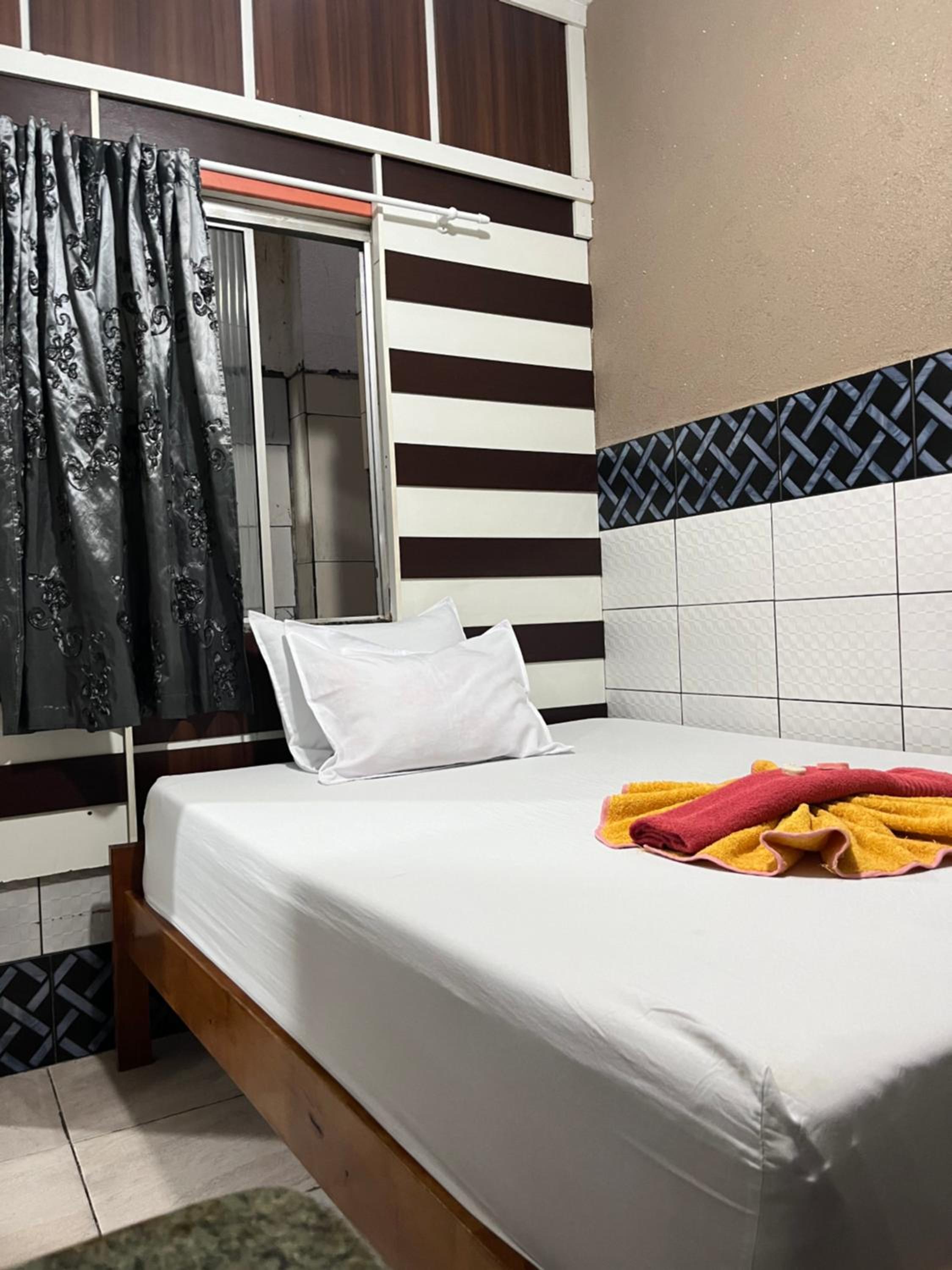 Economy Single Room