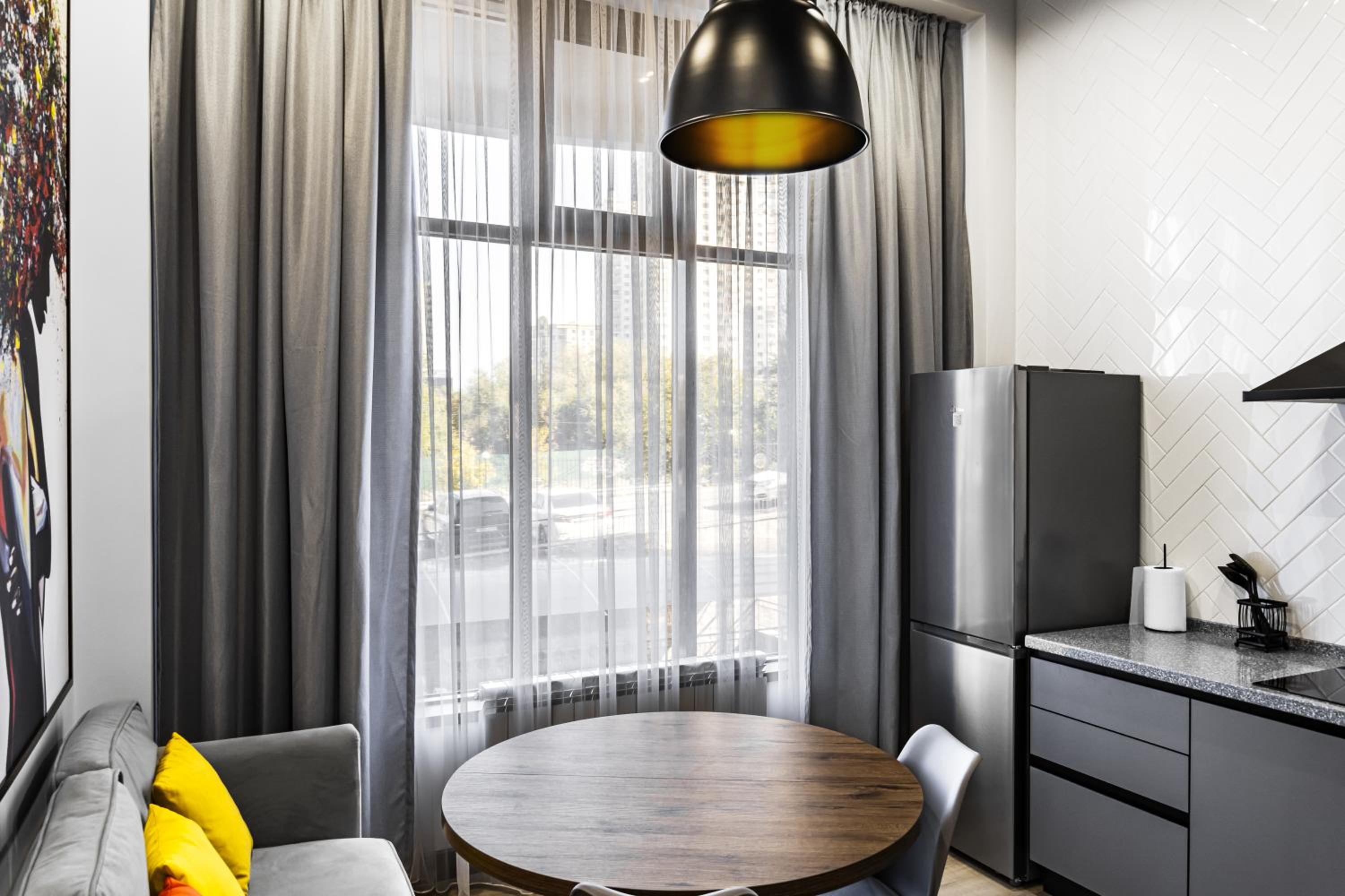 One-Bedroom Apartment - Photo 10
