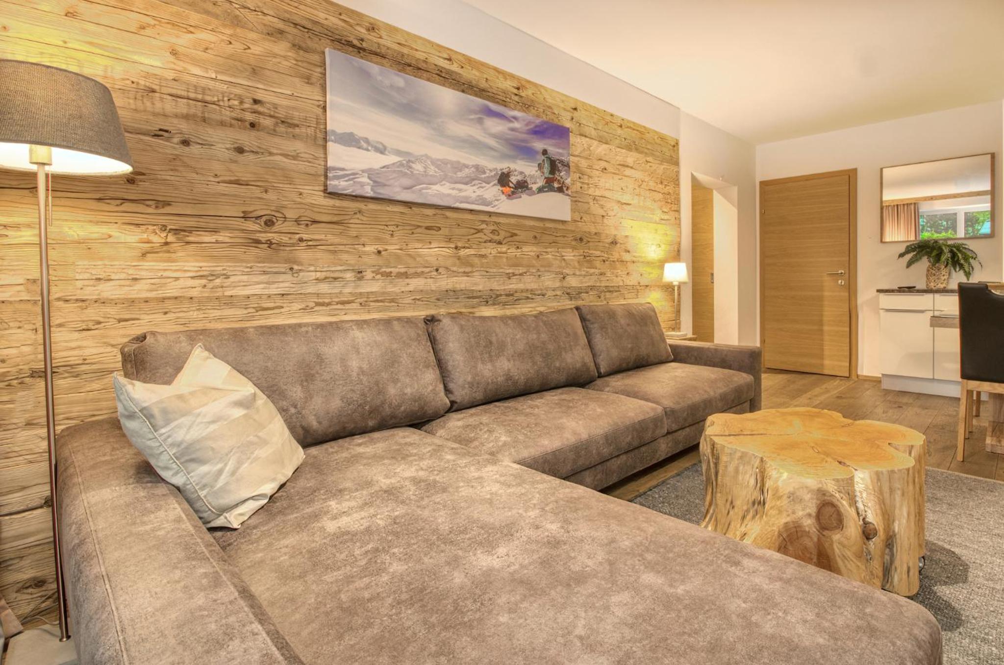 Apartment with Lake View photo 3