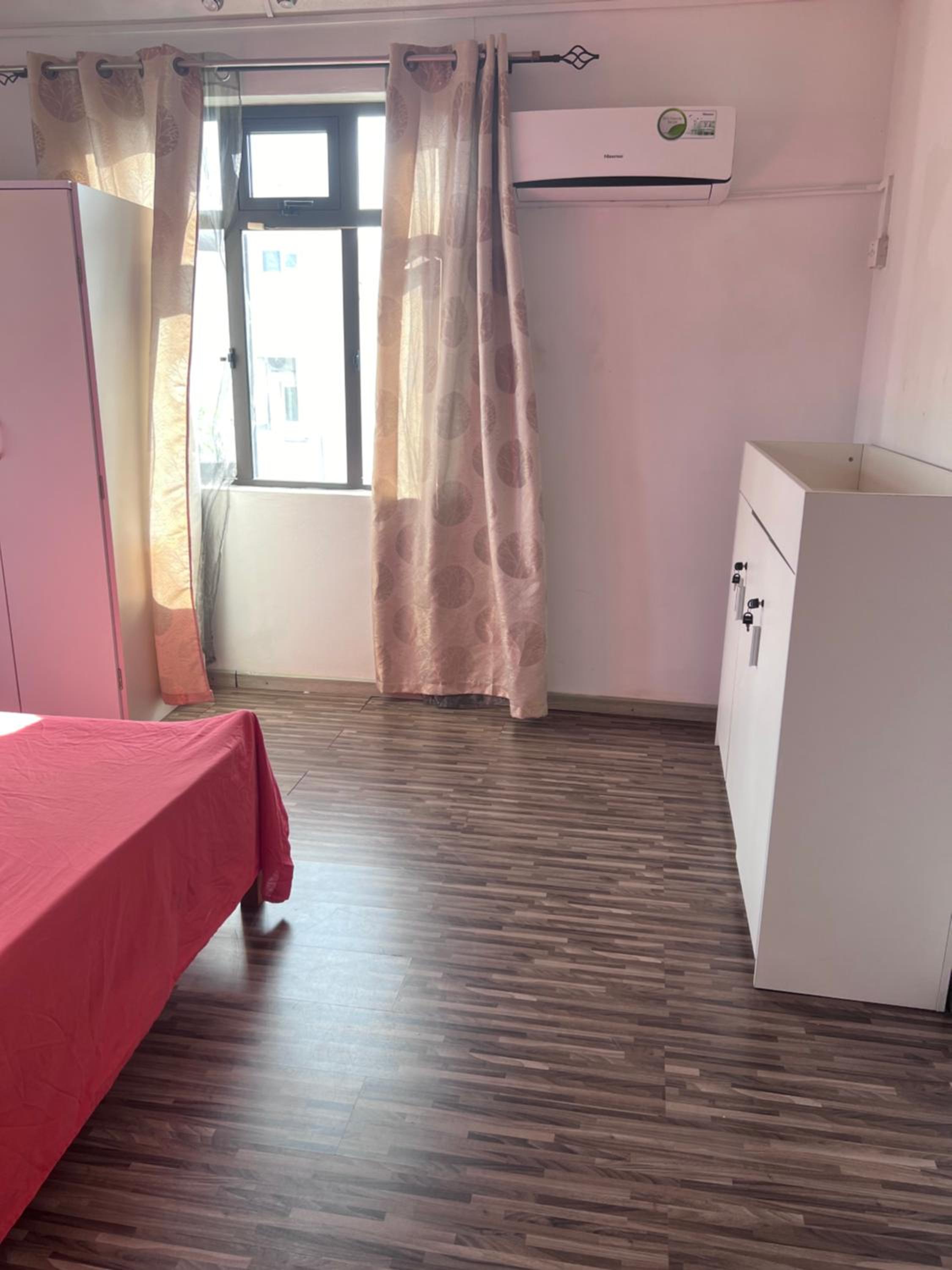 Deluxe Double Room (2 Adults + 1 Child) photo 2