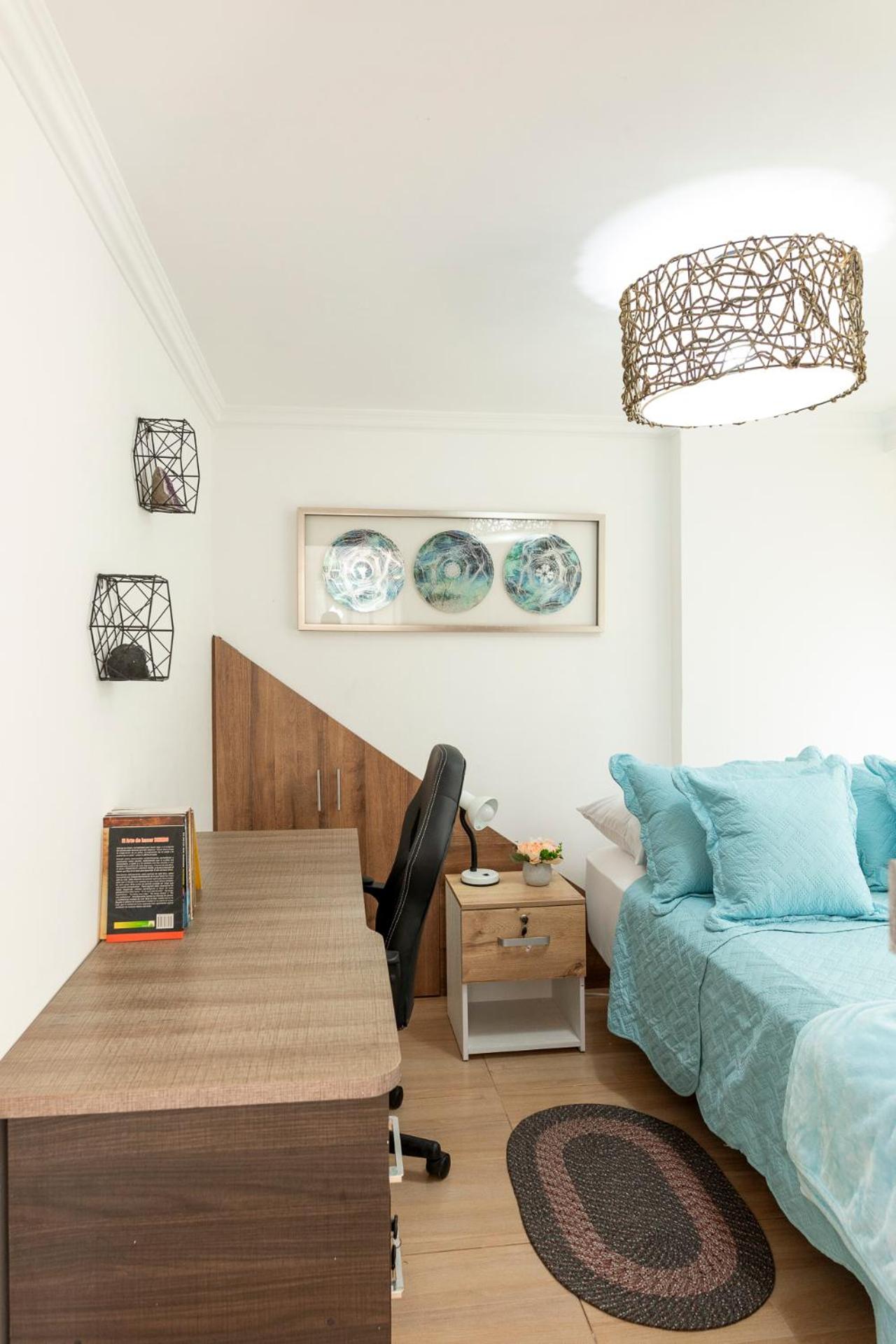Three-Bedroom Apartment photo 1