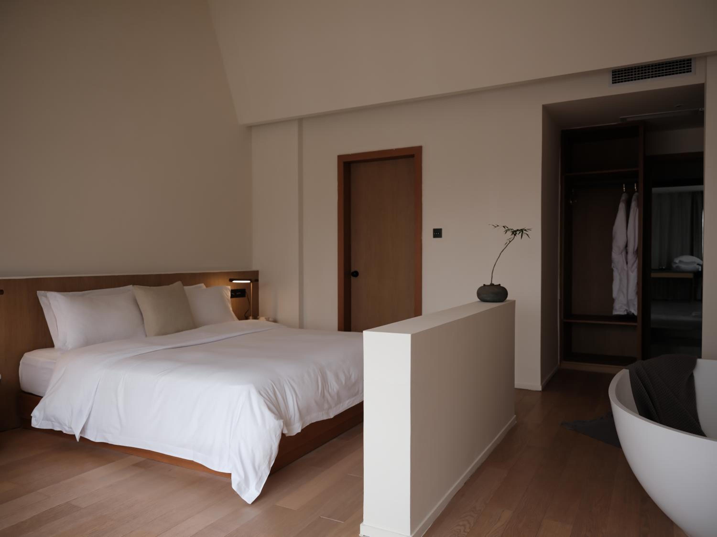 Two-Bedroom Suite - Photo 1