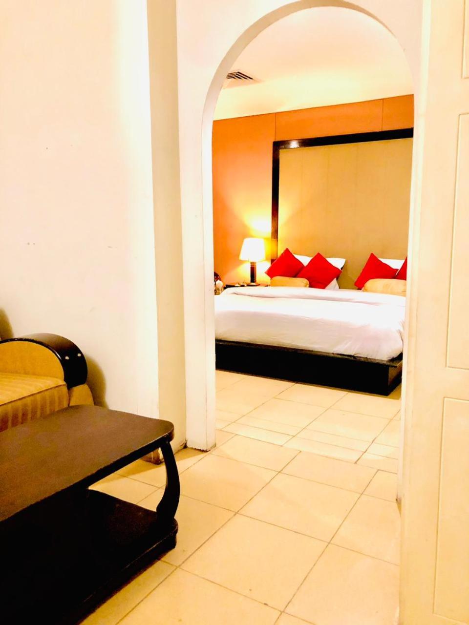 Deluxe Family Suite