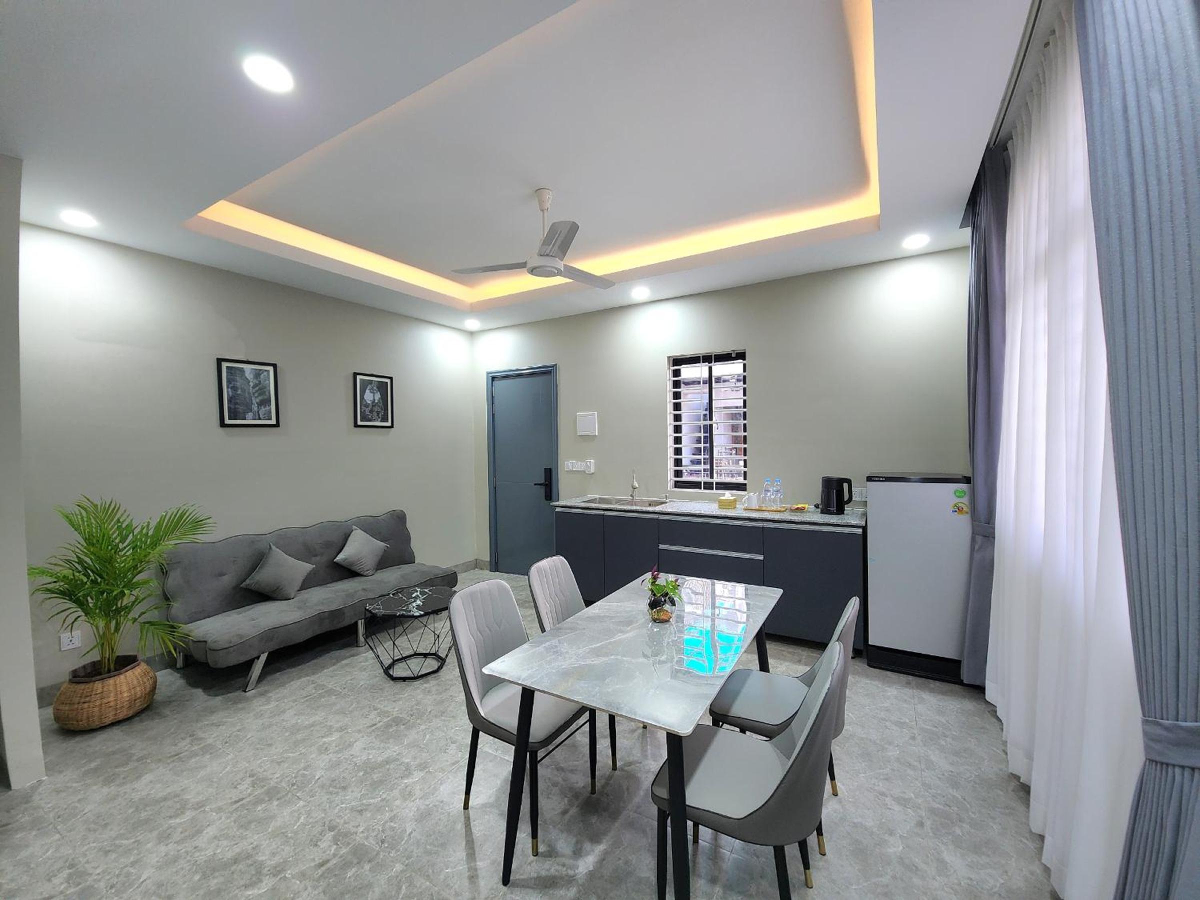 Deluxe Double Room with Balcony photo 2