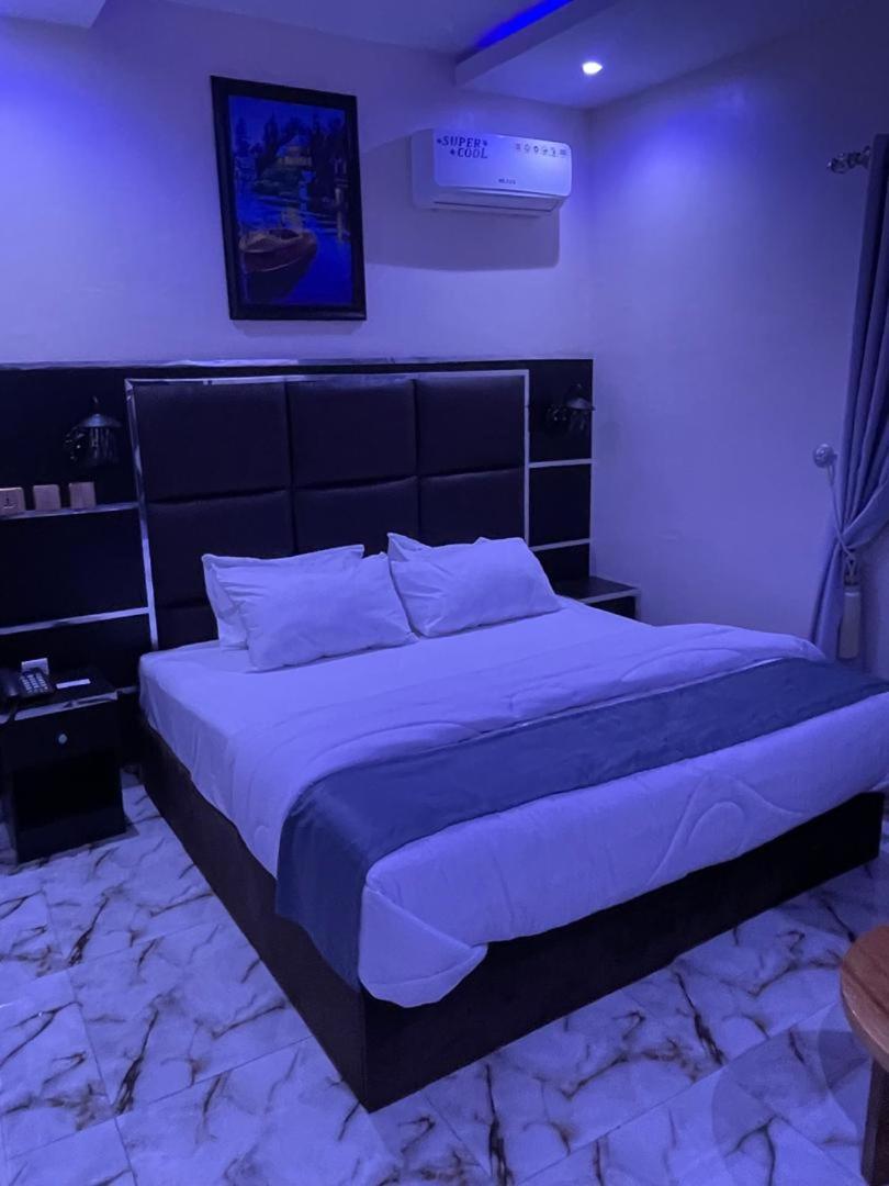 Deluxe Double Room photo 3