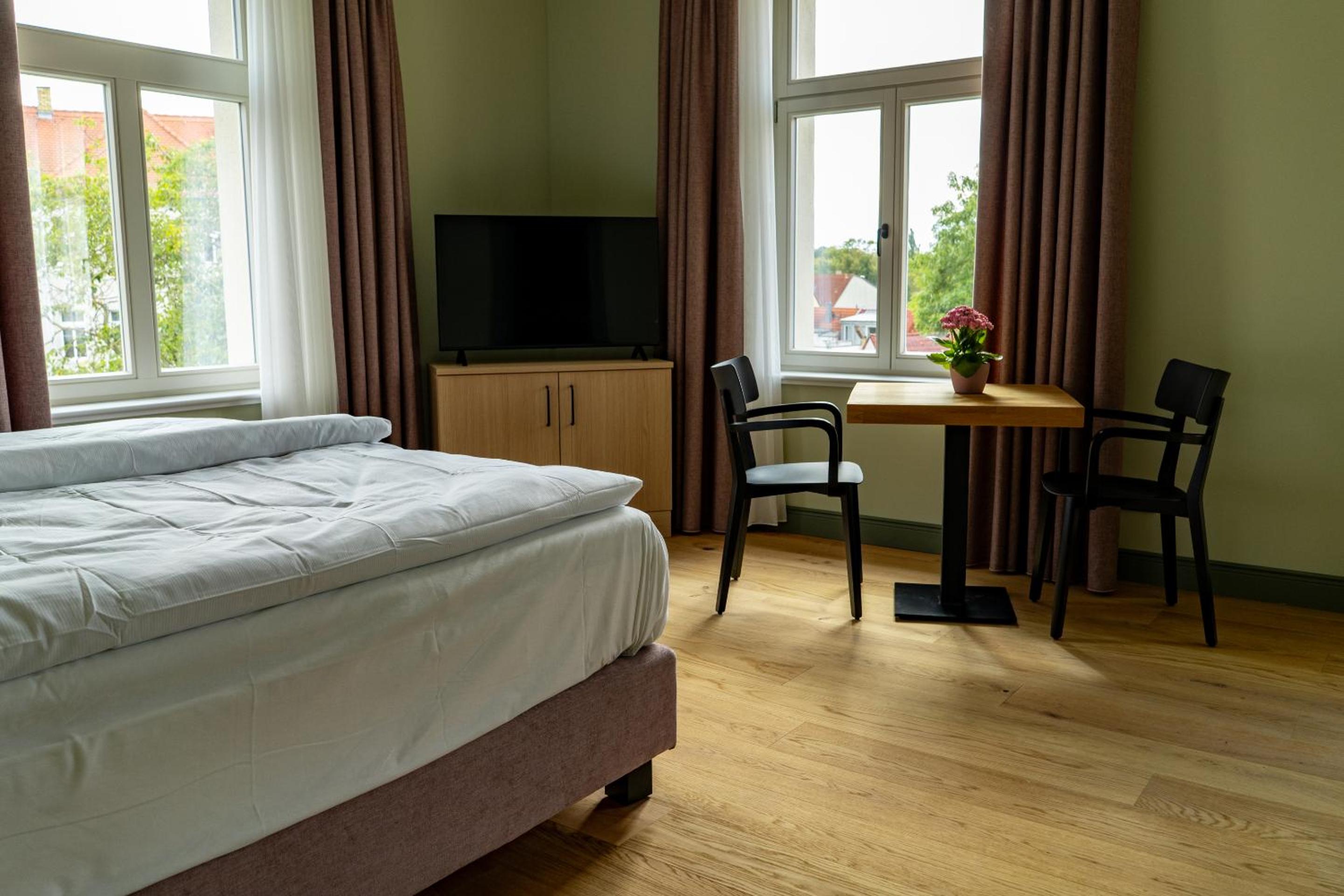 Small Double Room photo 2