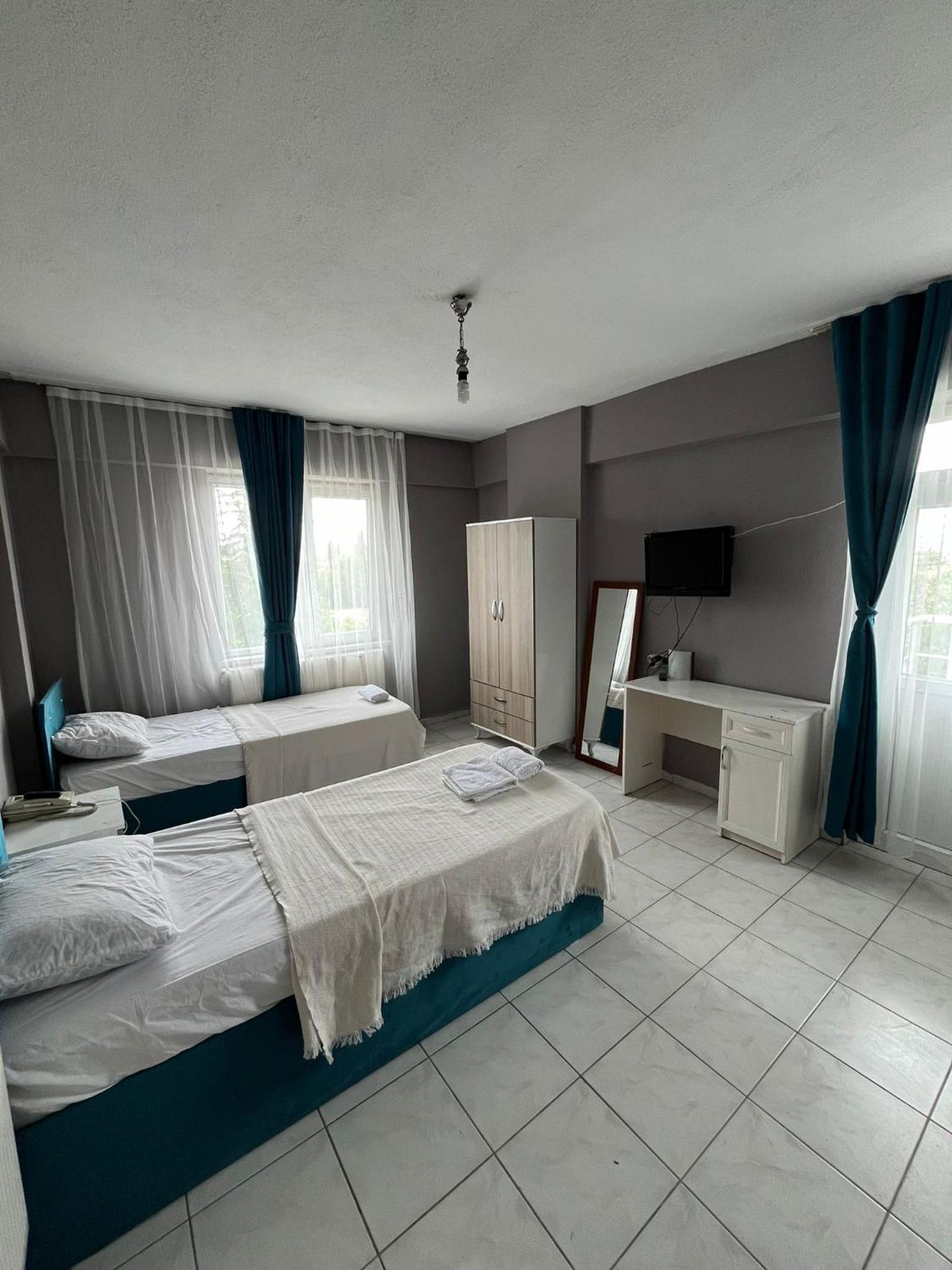 Double or Twin Room photo 1