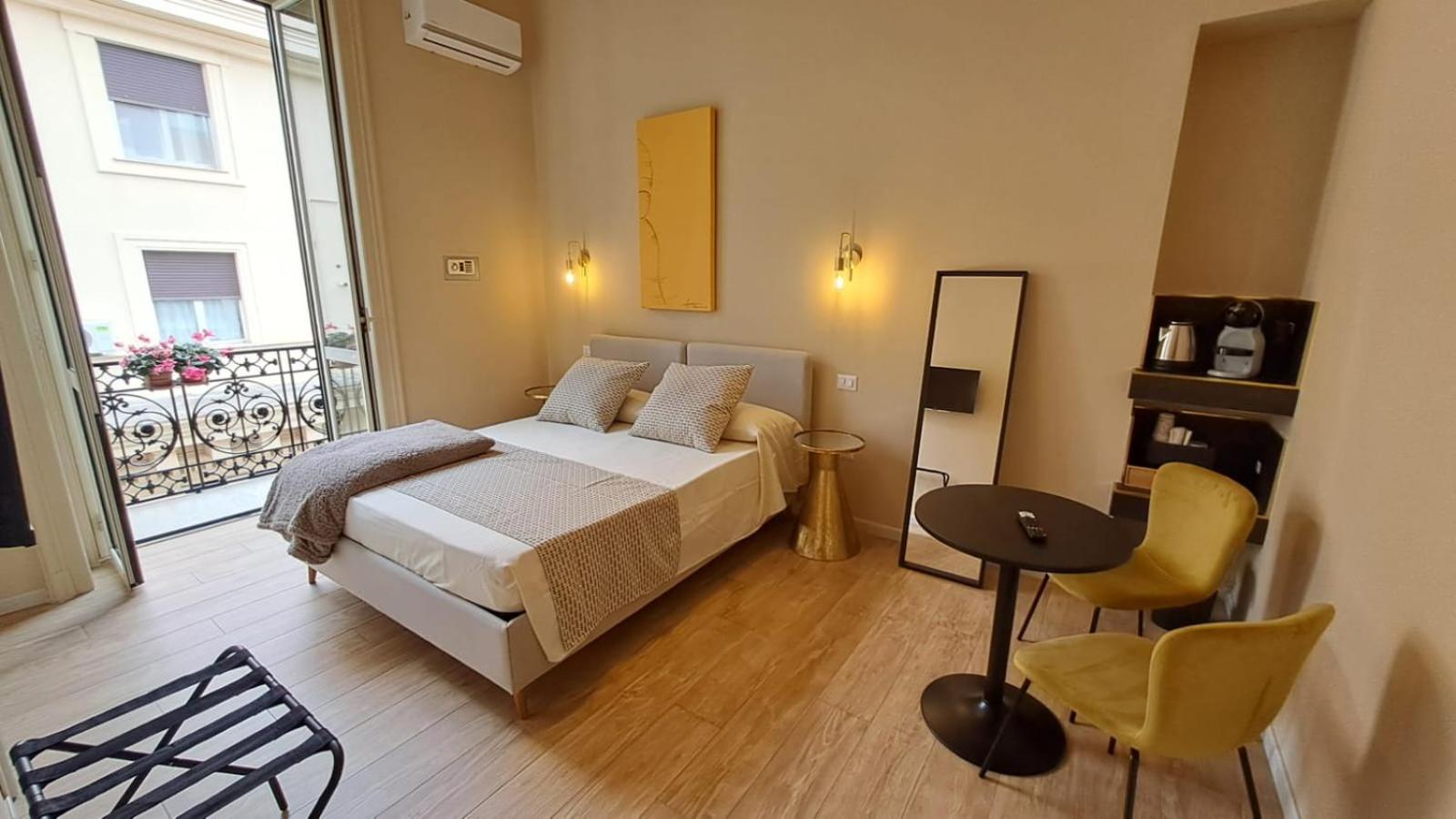 Deluxe Double Room with Balcony