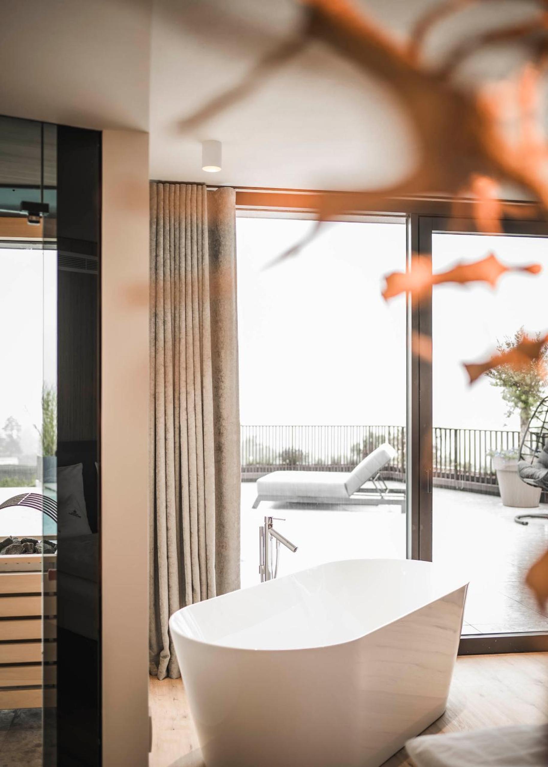Suite with Private Pool - Annex photo 3