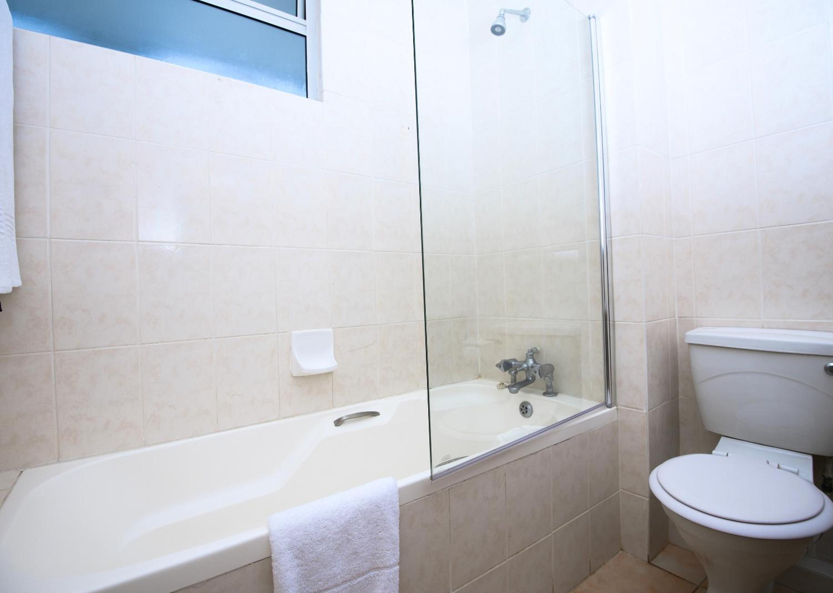 Standard Double Or Twin Room photo 3