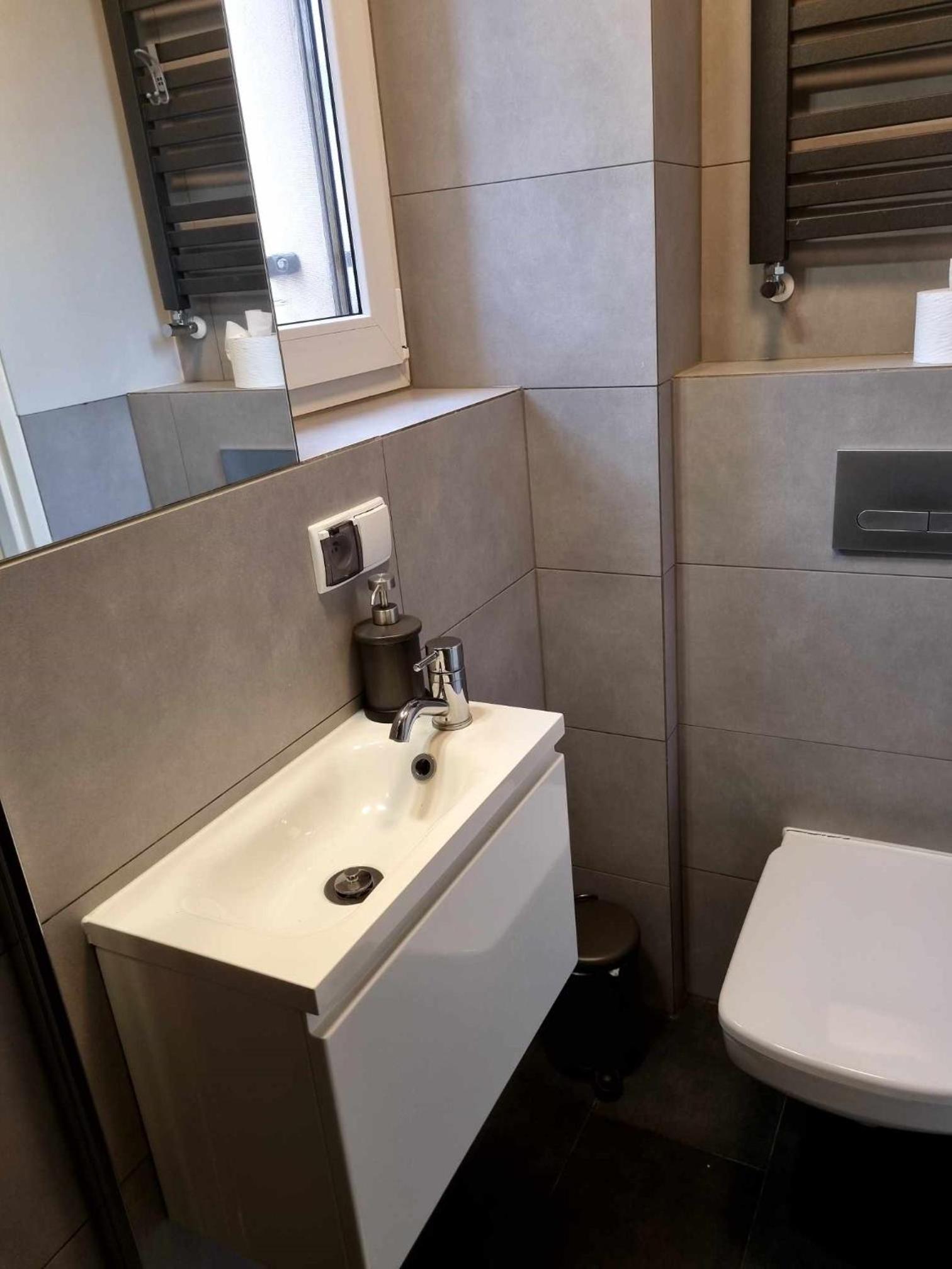Deluxe Double or Twin Room with Mountain View - Photo 10