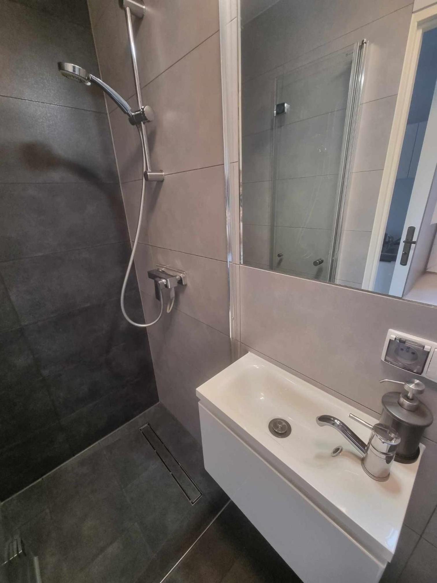 Deluxe Double or Twin Room with Mountain View - Photo 3