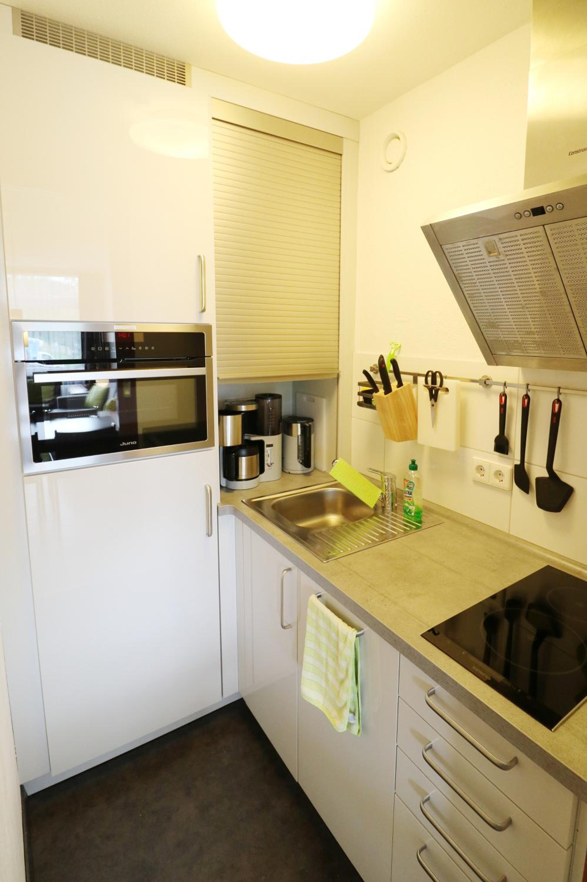 Apartment photo 2