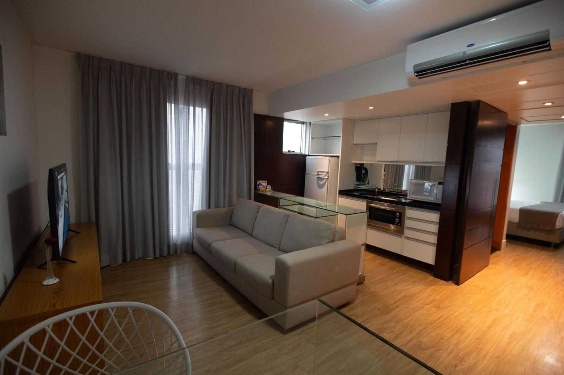 Premium Suite - Photo 12