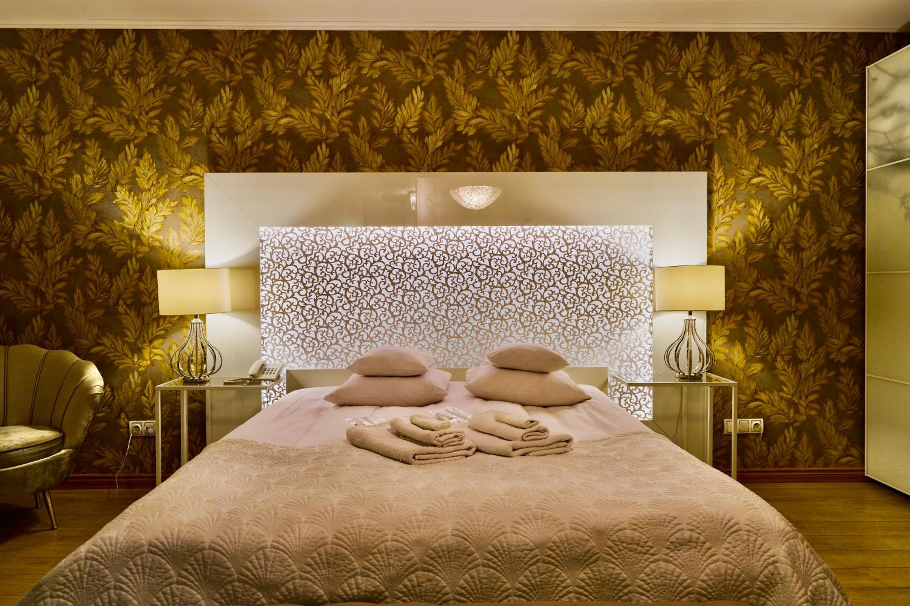 Deluxe Double Room with Bath photo 1