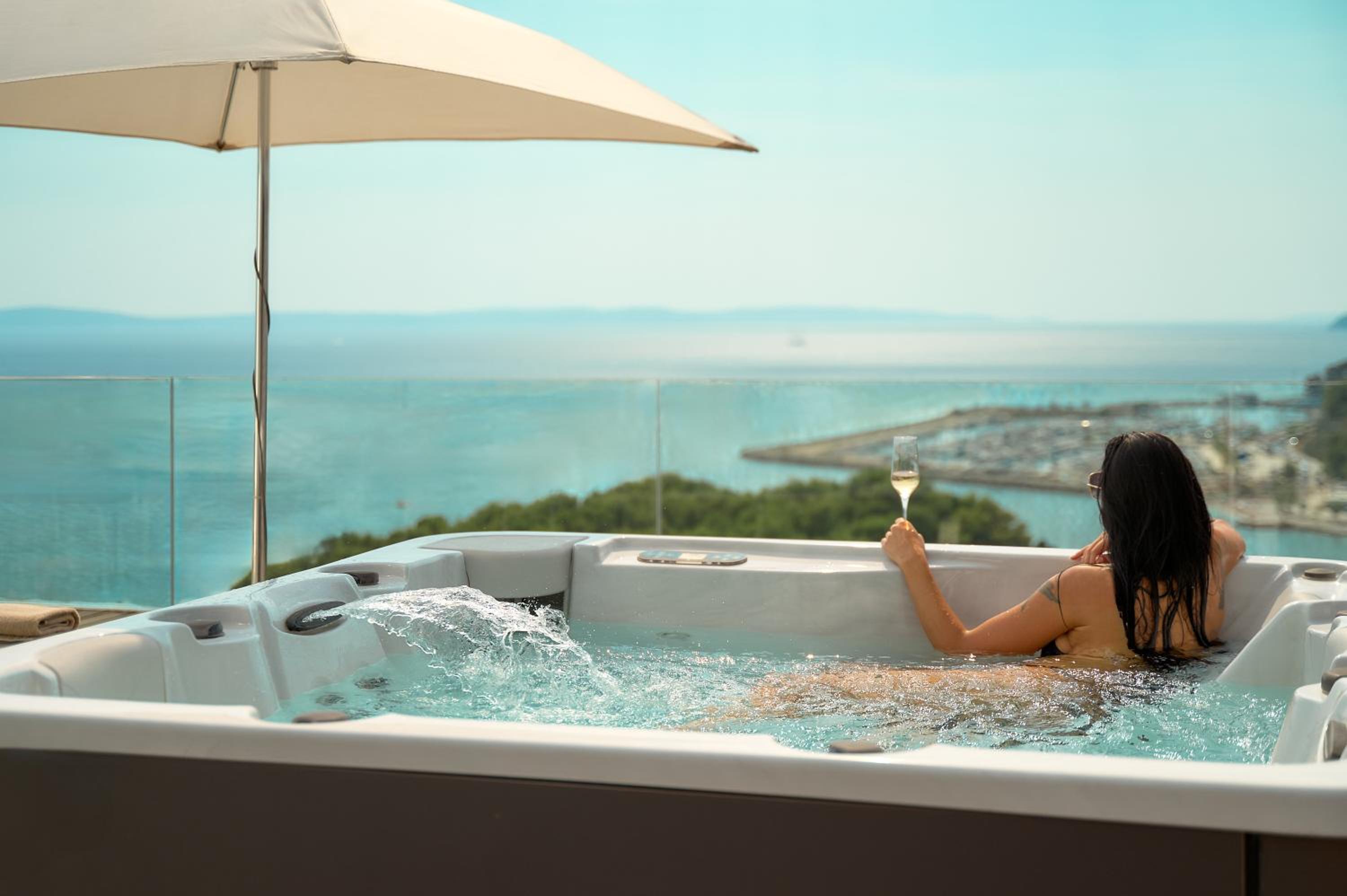Penthouse Suite with Panoramic Sea View and Terrace photo 2