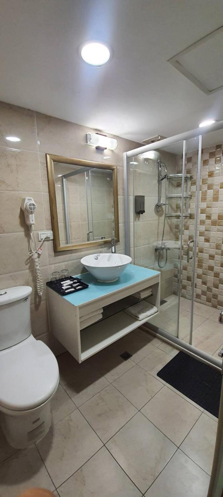 Double Room - No Parking photo 1