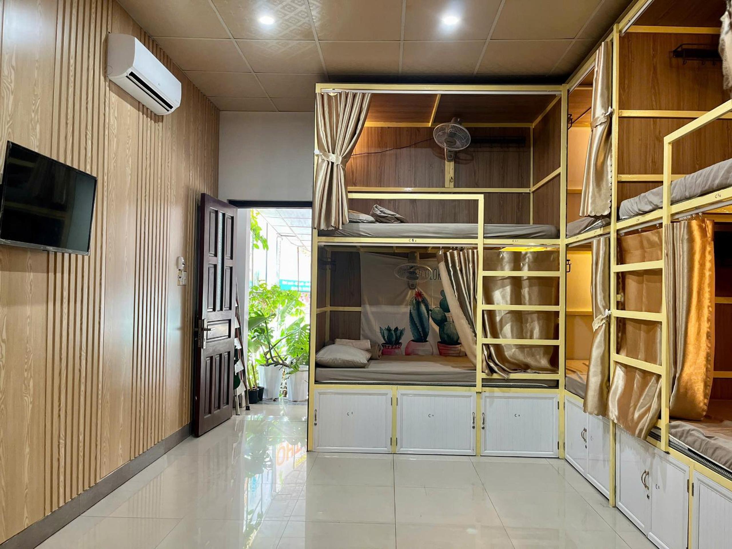 Family Room With Private Bathroom