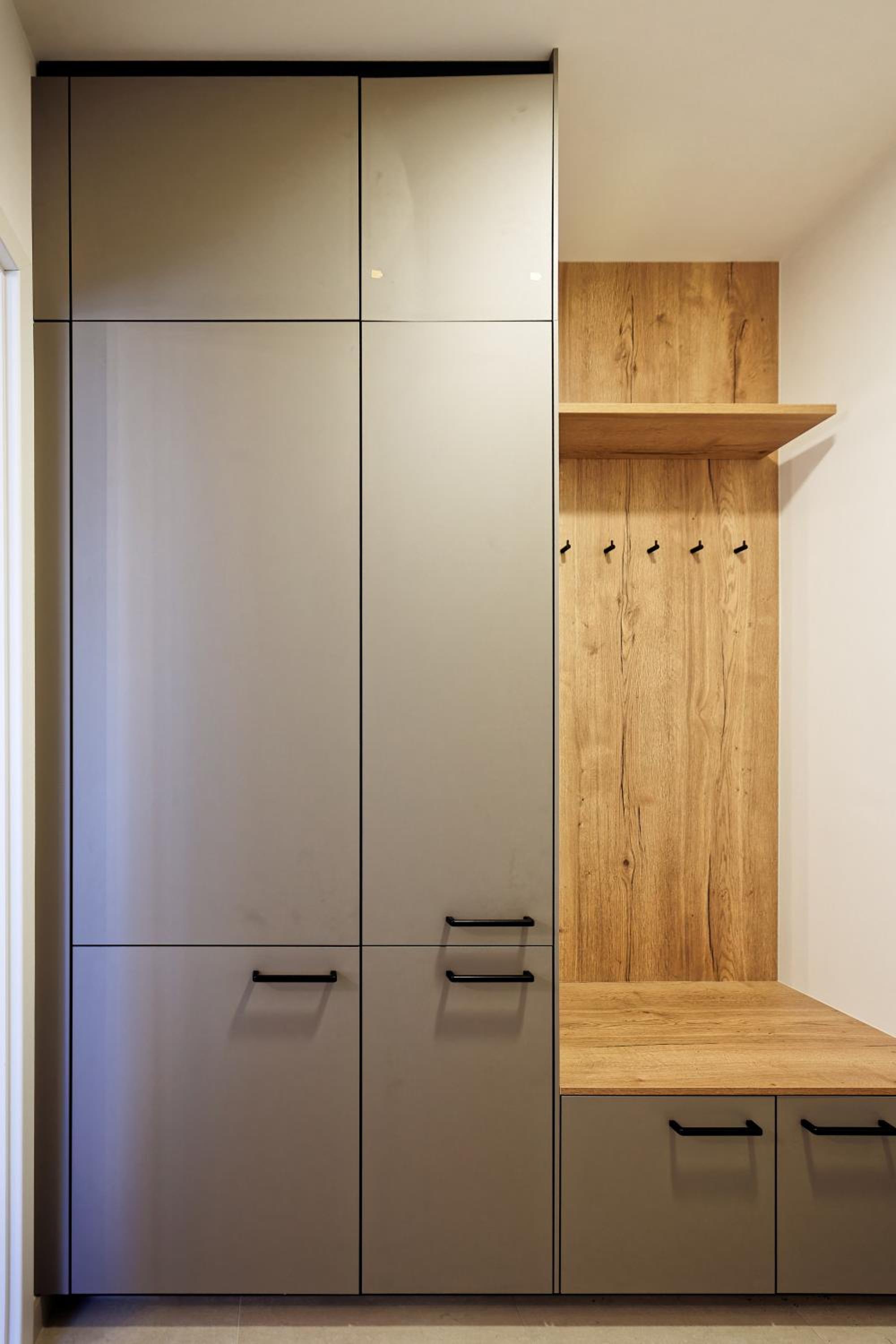Two-Bedroom Apartment with Balcony photo 3