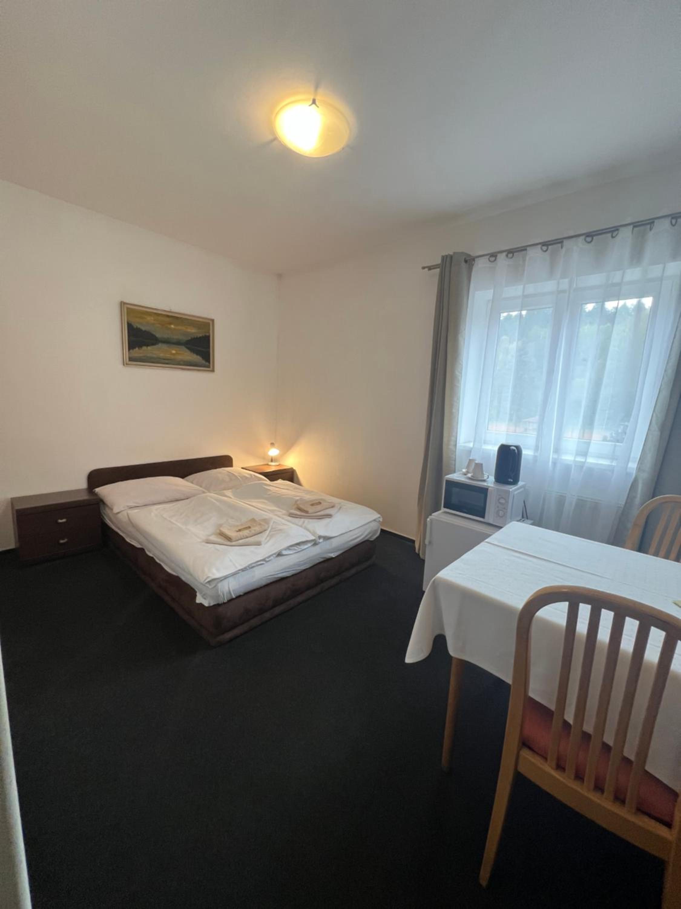 Small Double Room photo 1
