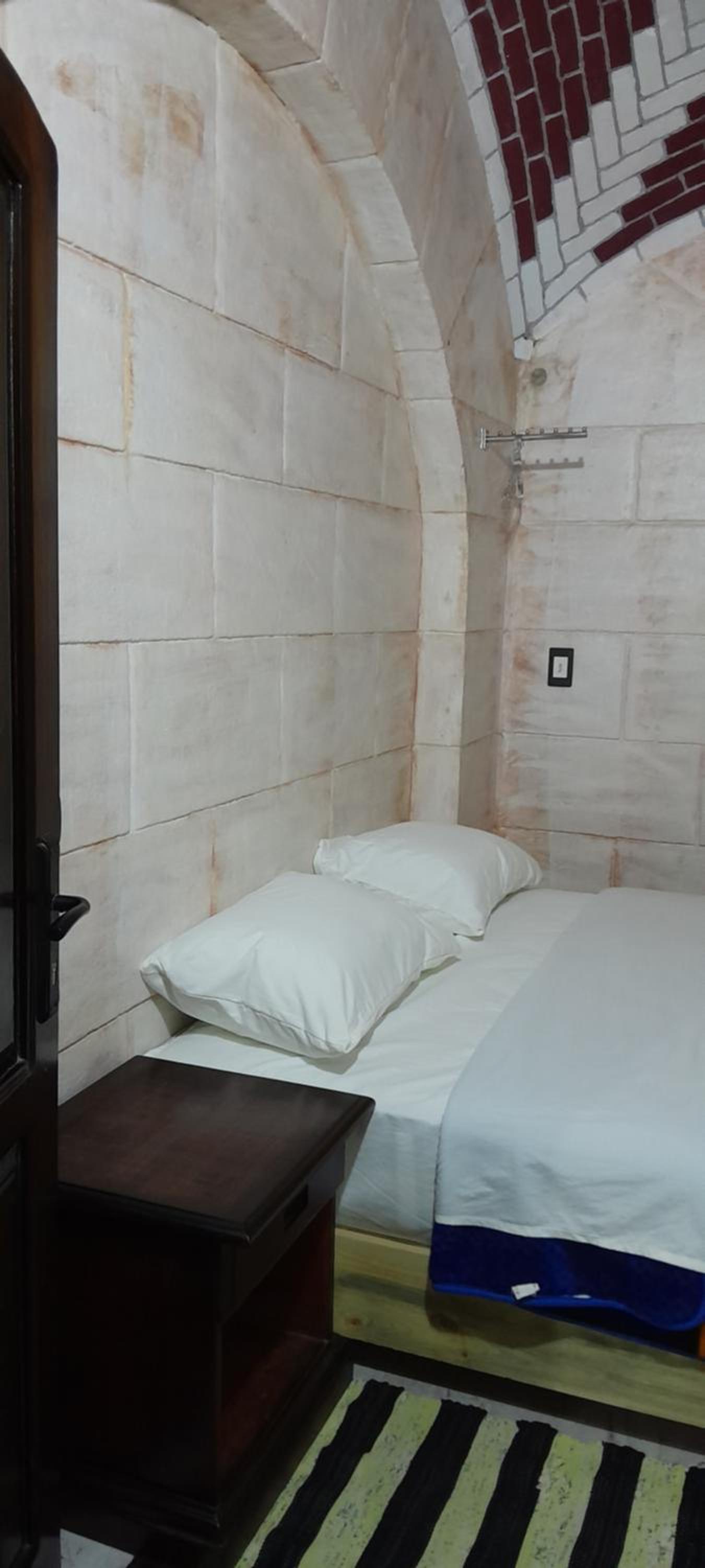 Standard Double or Twin Room photo 1