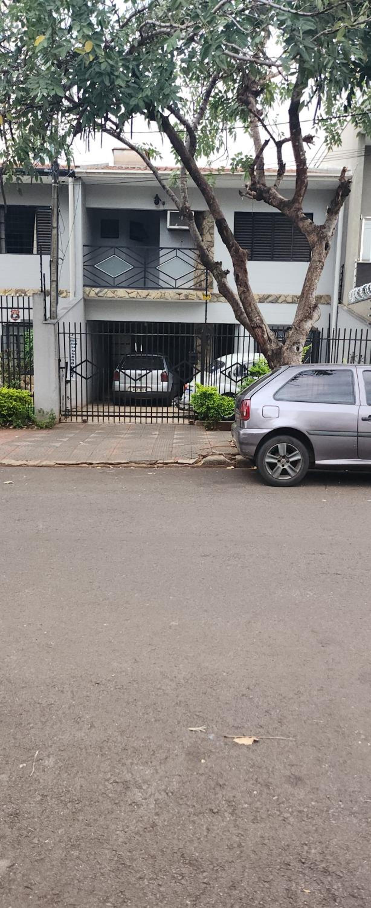 Family Room with Bathroom photo 2