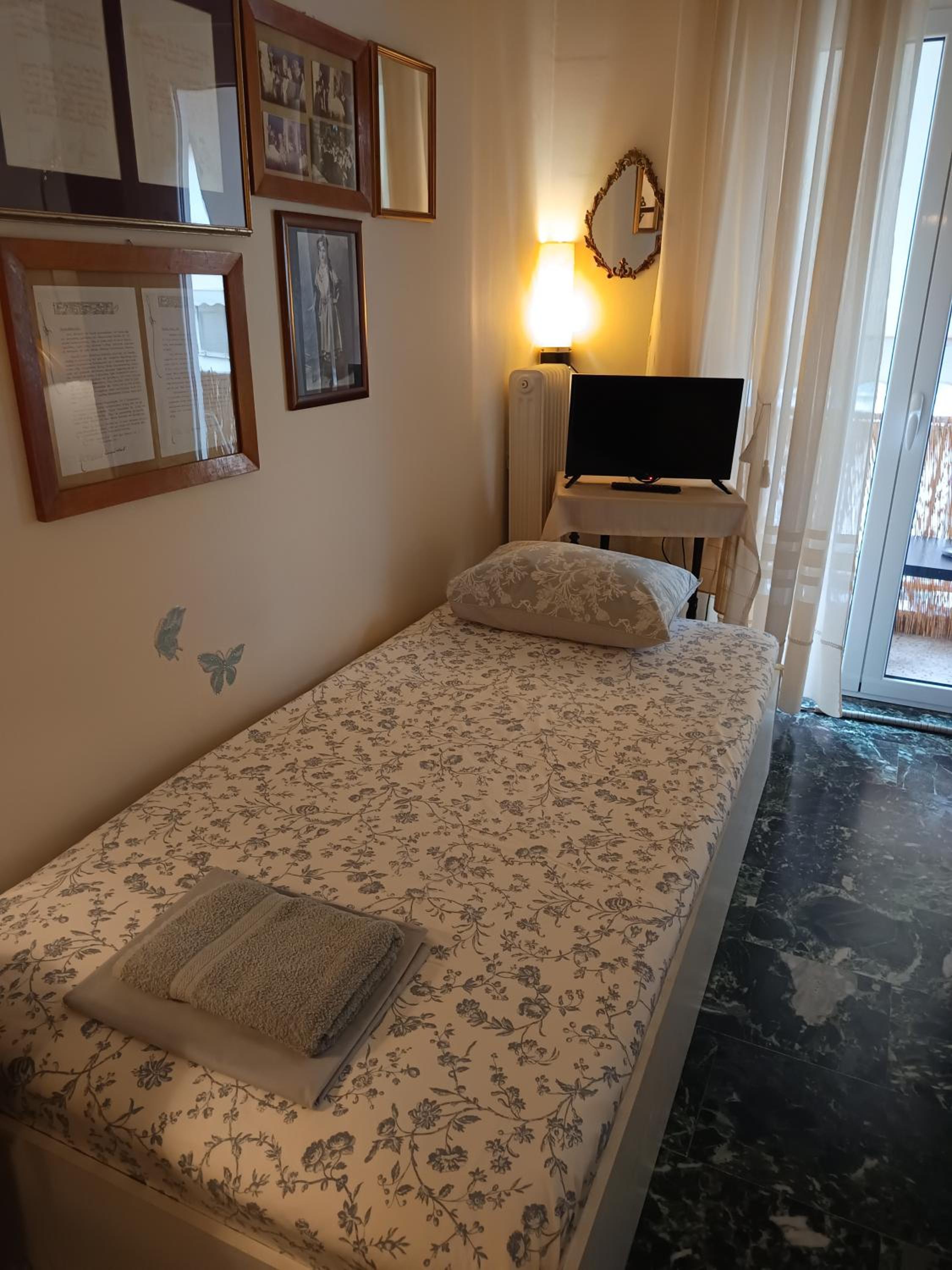 Two-Bedroom Apartment - Photo 154