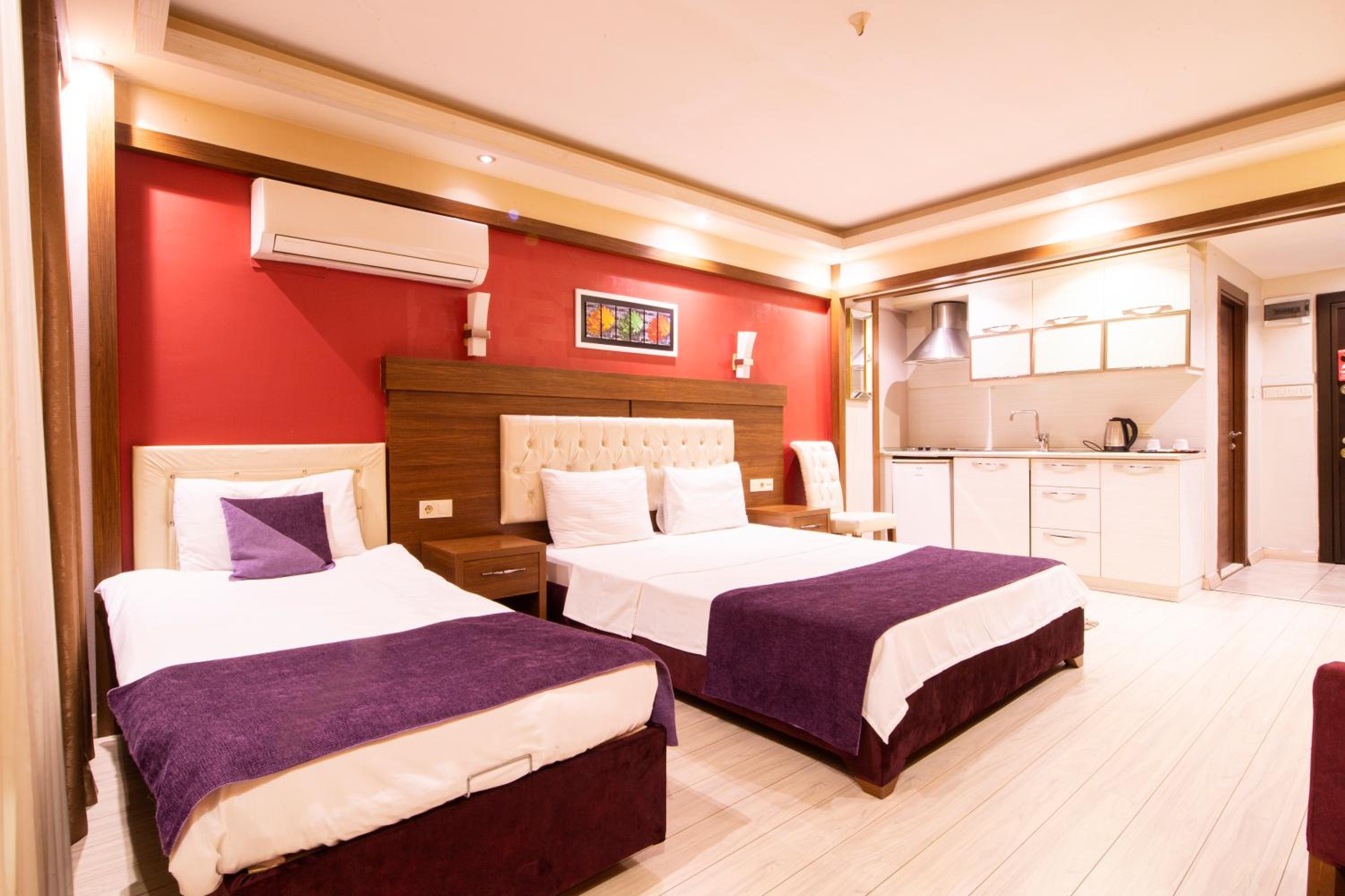 Deluxe Triple Room photo 1