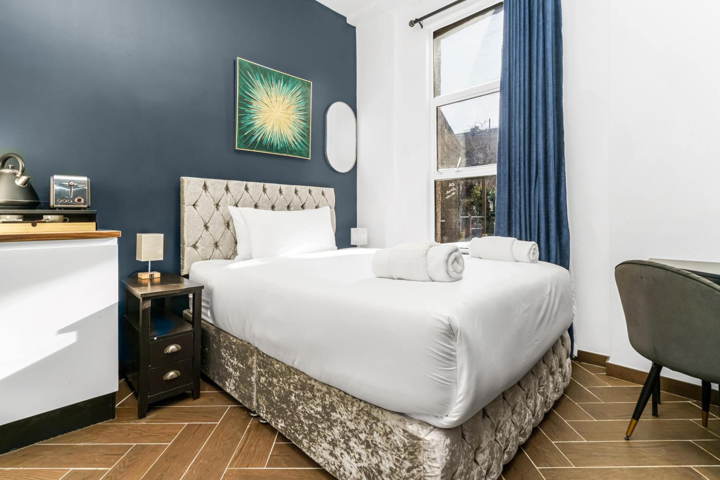 Deluxe Double Room with Shower photo 1