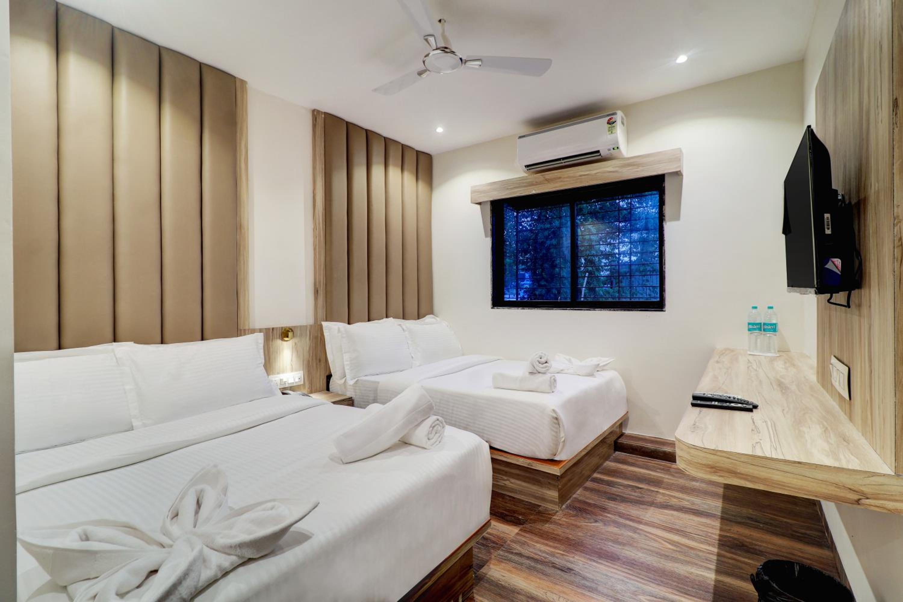 Deluxe Double or Twin Room