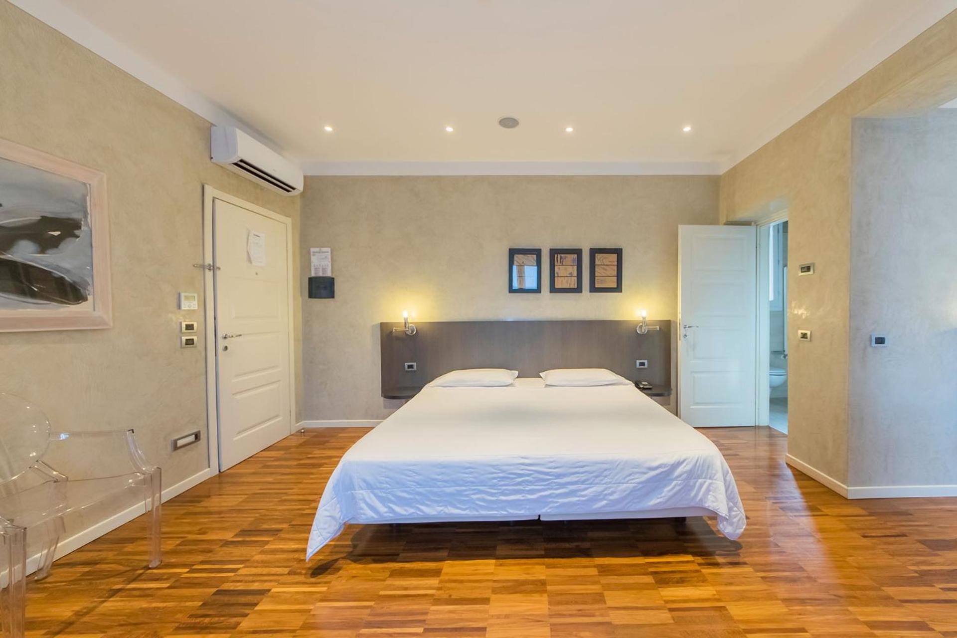 Triple Room - Photo 3