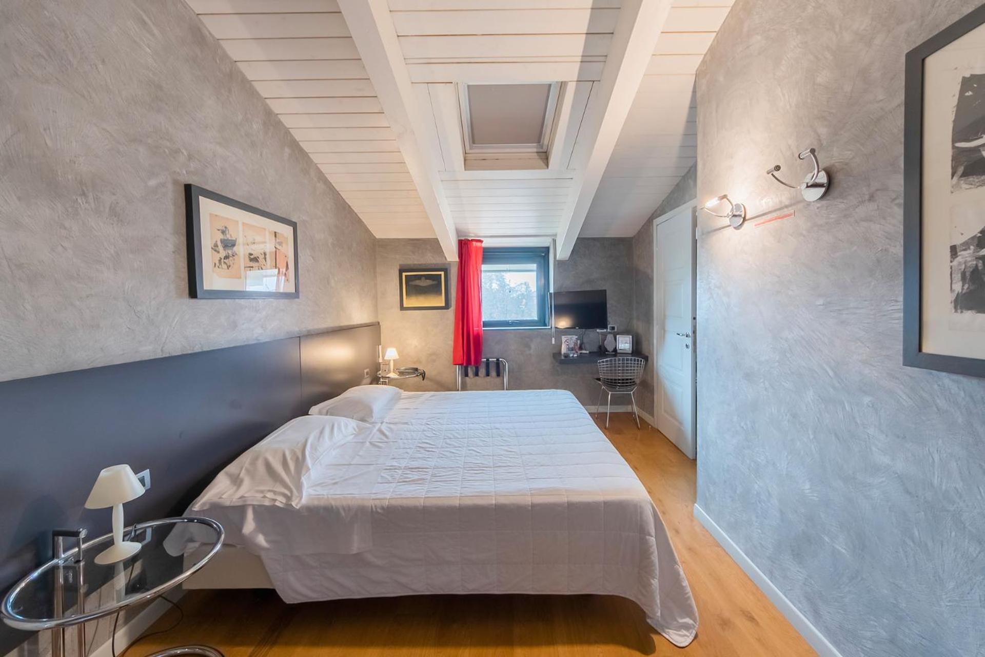 Standard Double Room - Photo 1