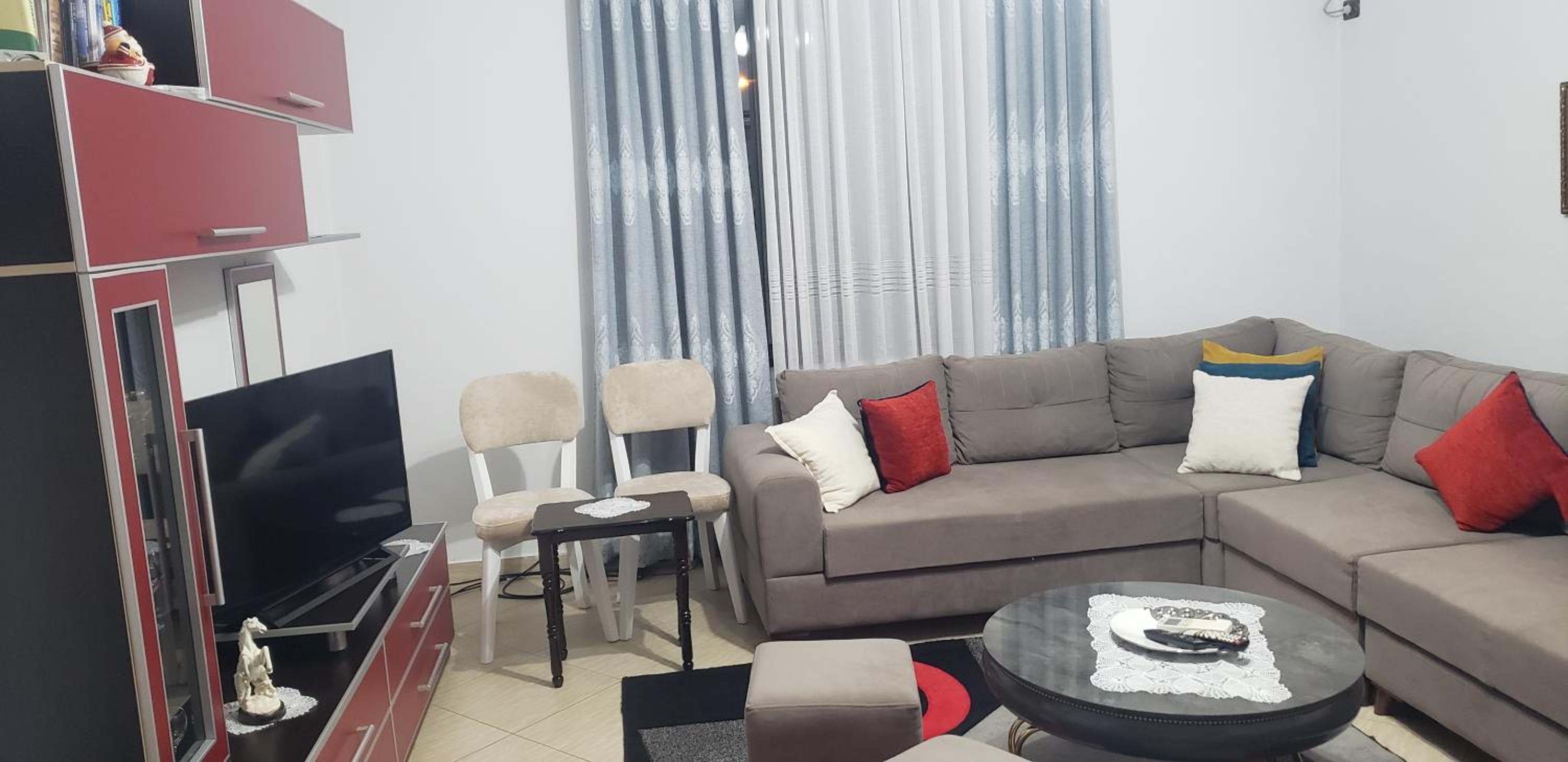 Apartment with Mountain View photo 2
