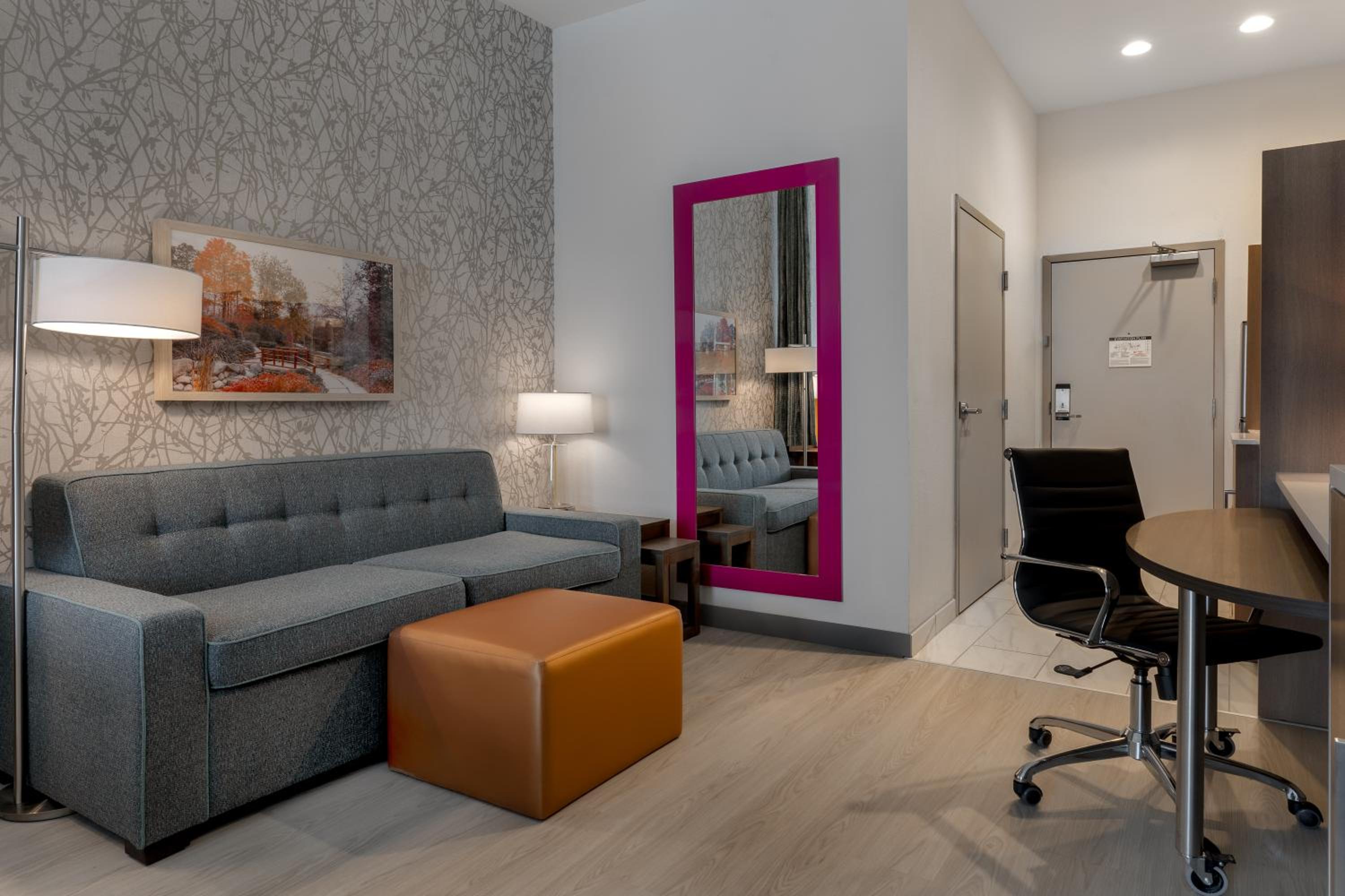 King Studio Suite - Photo 4