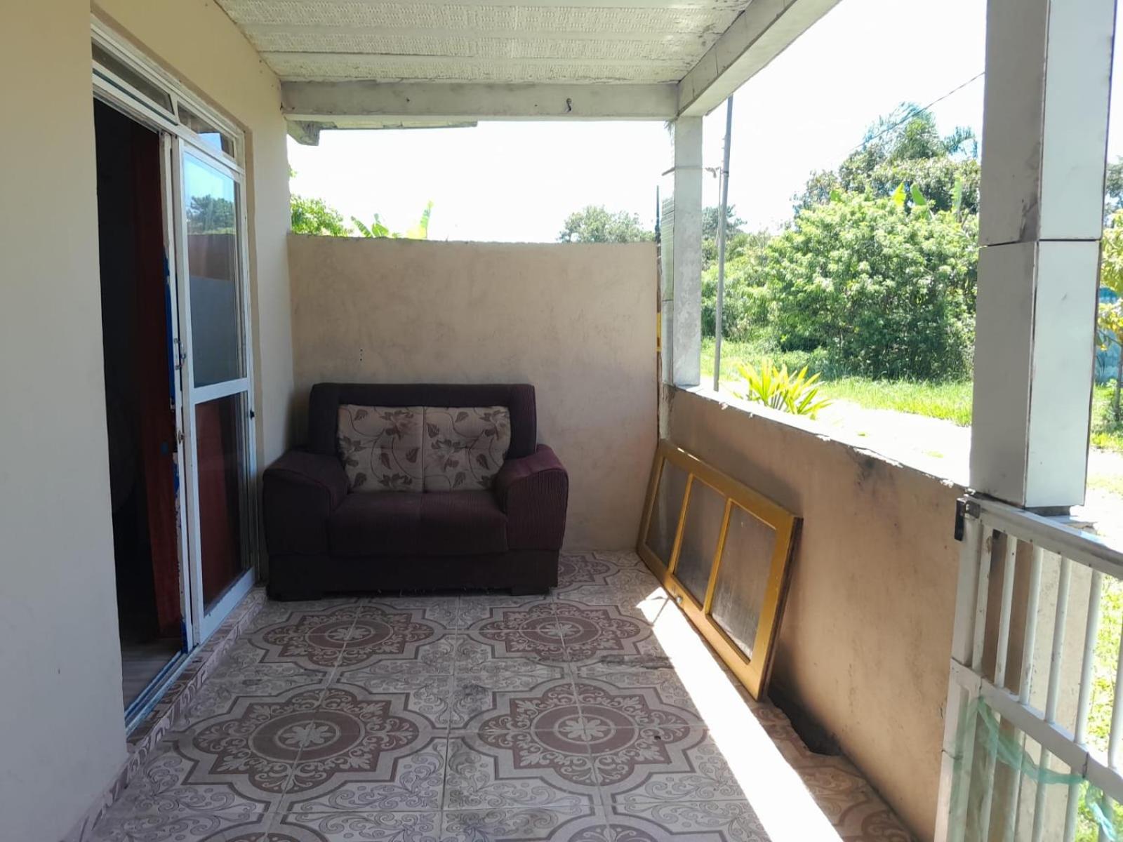 Two-Bedroom House photo 2