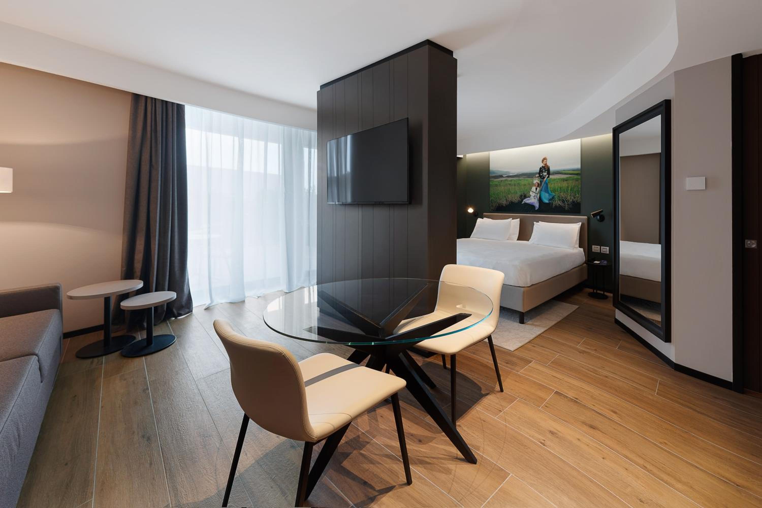 Junior Suite - Photo 1