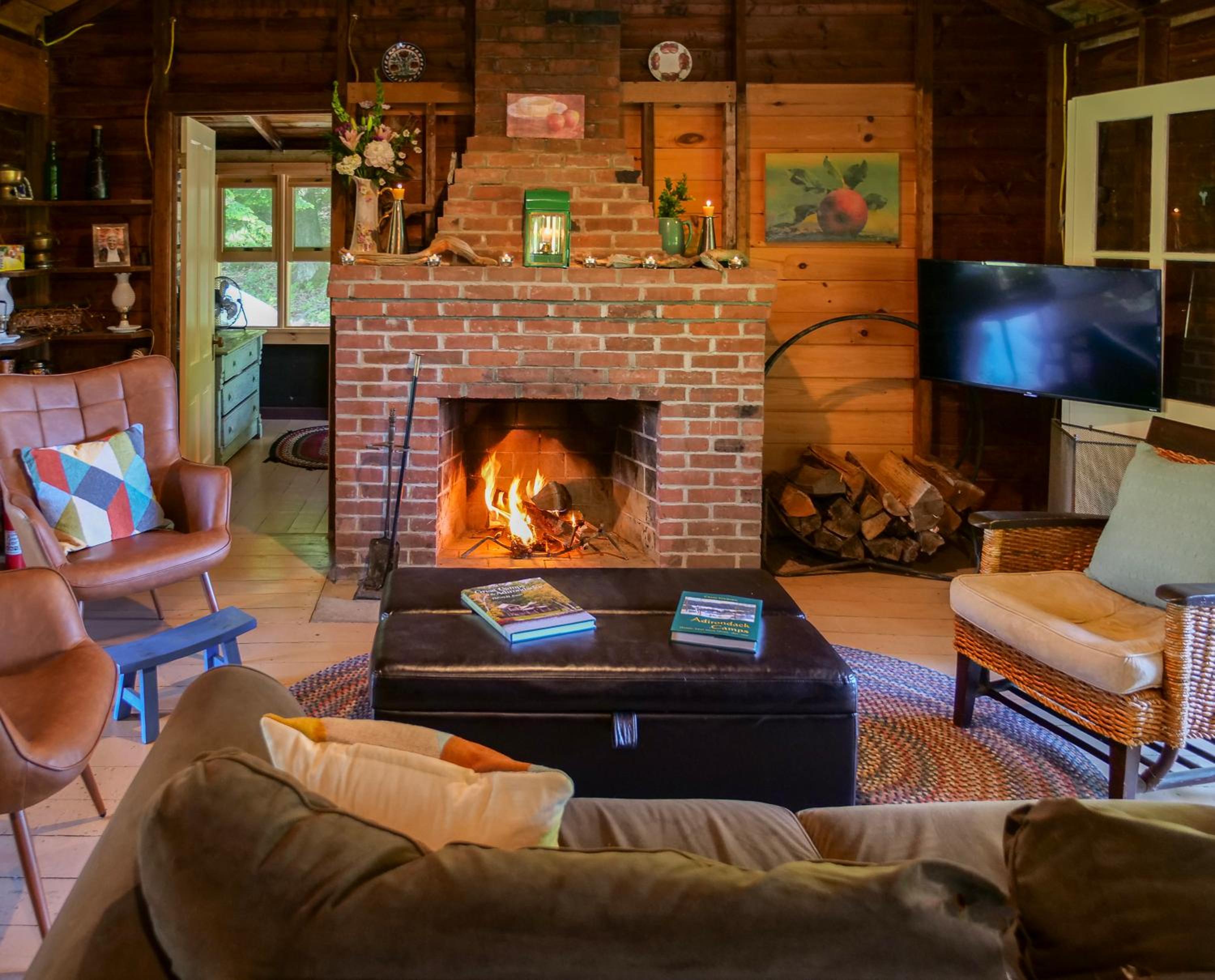 Four-Bedroom House photo 2