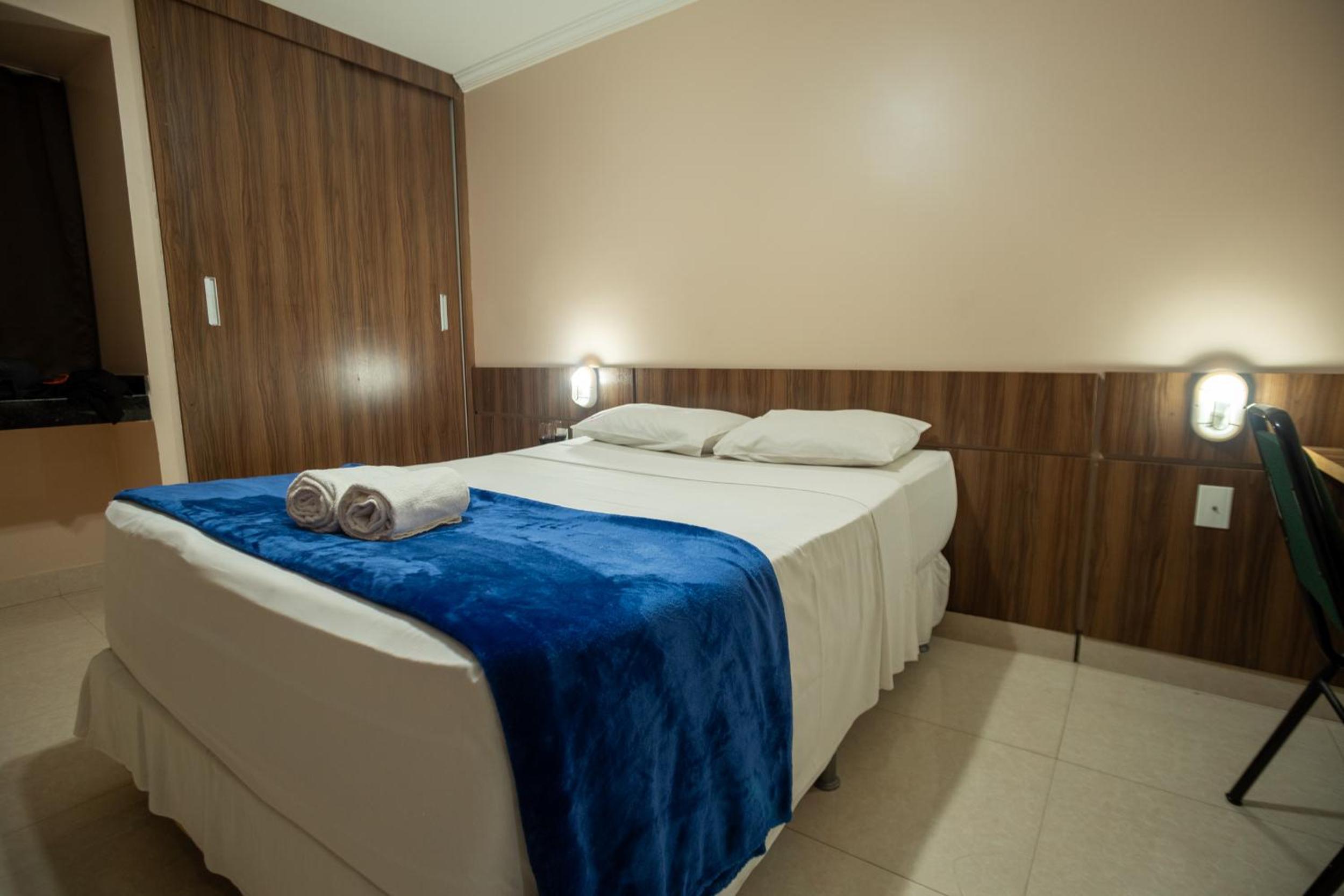 Double Room - Photo 6
